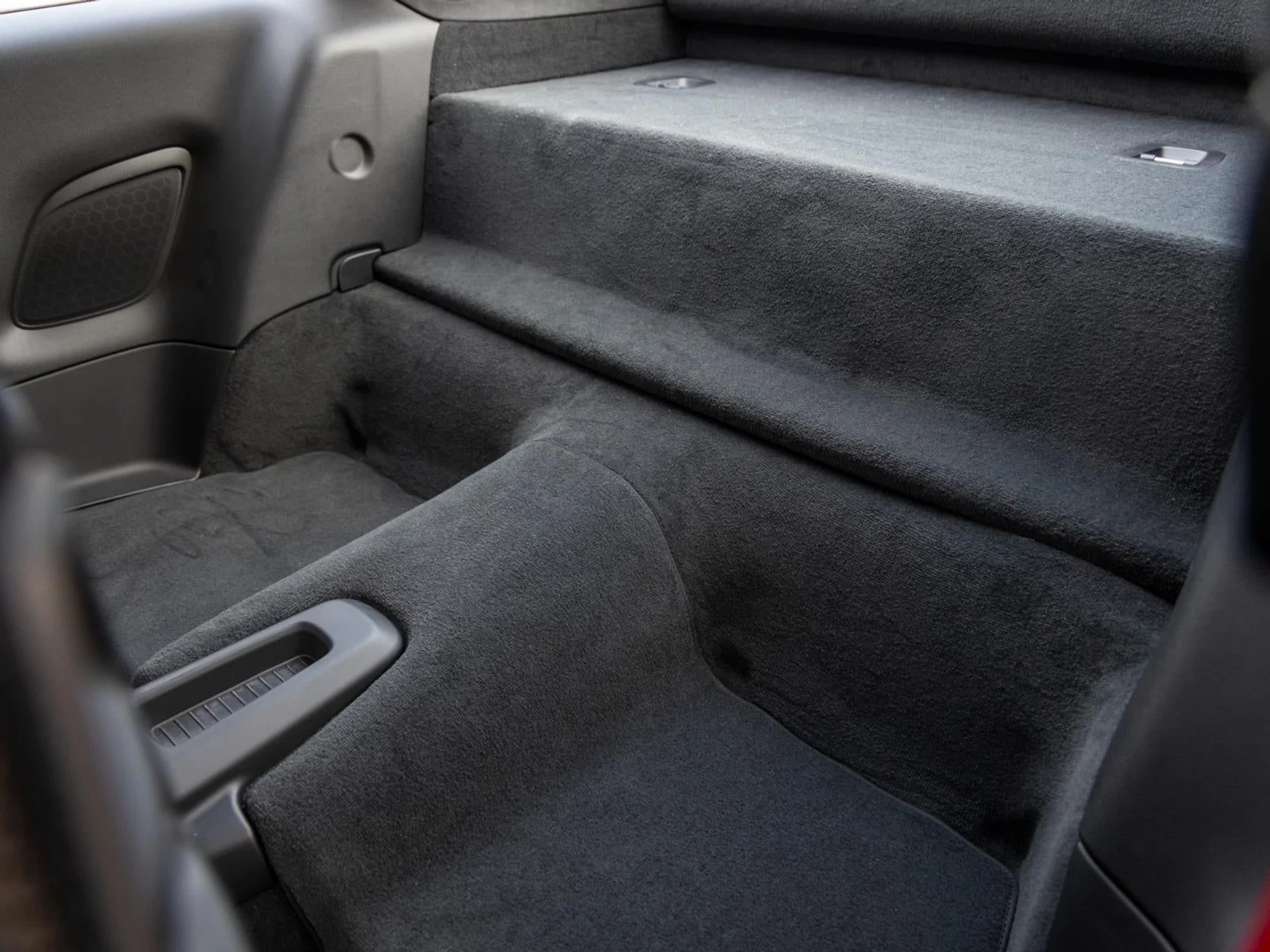 mph037_254693265_38_05a460053c