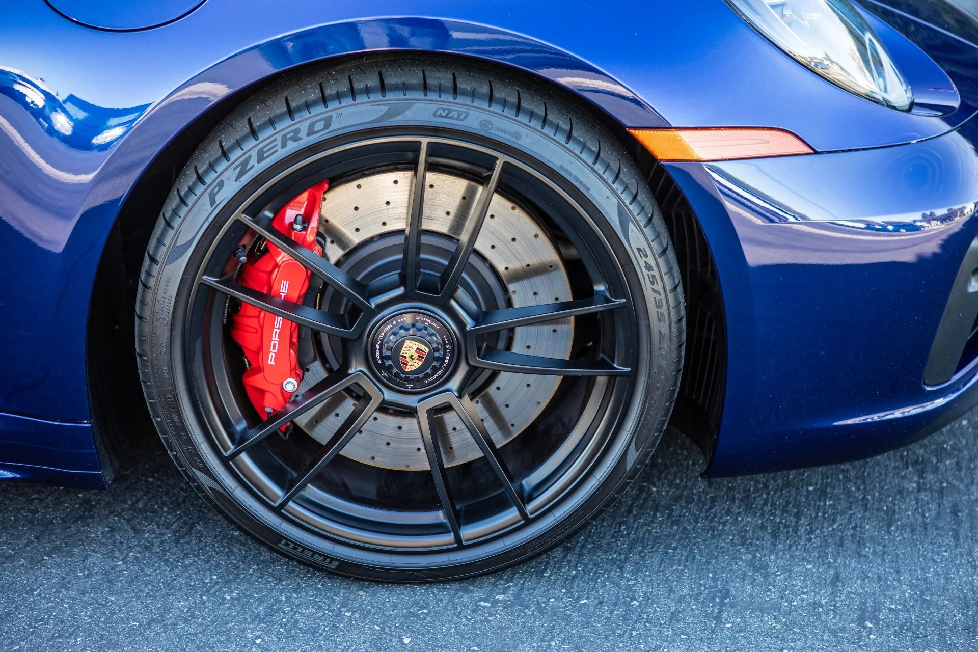 mph037_2549813642_Used_2024_Porsche_911_Targa_4_GTS_Manual_1764199155_ec4f2cae8e