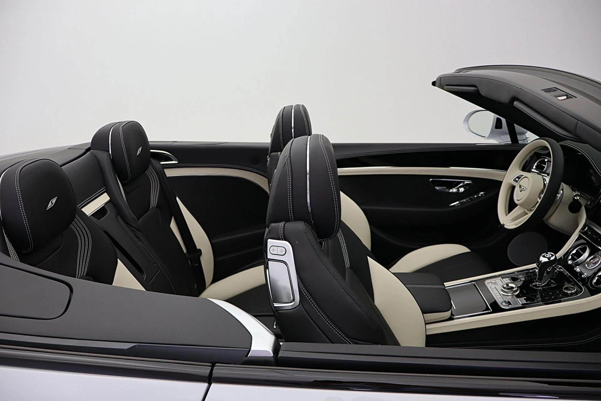 mph037_2550985204_New_2026_Bentley_Continental_GTC_S_2956551c6c