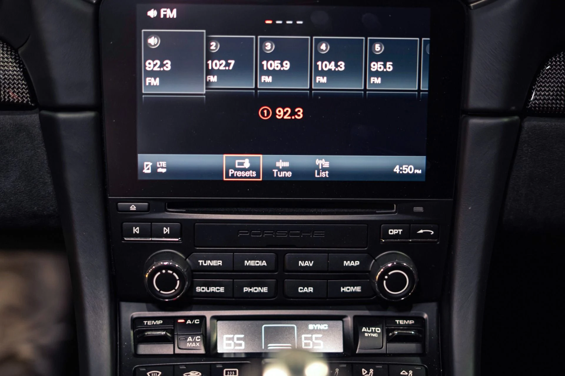 mph037_2556275341_Used_2018_Porsche_911_GT_2_RS_1777474085_43db5cb0ad