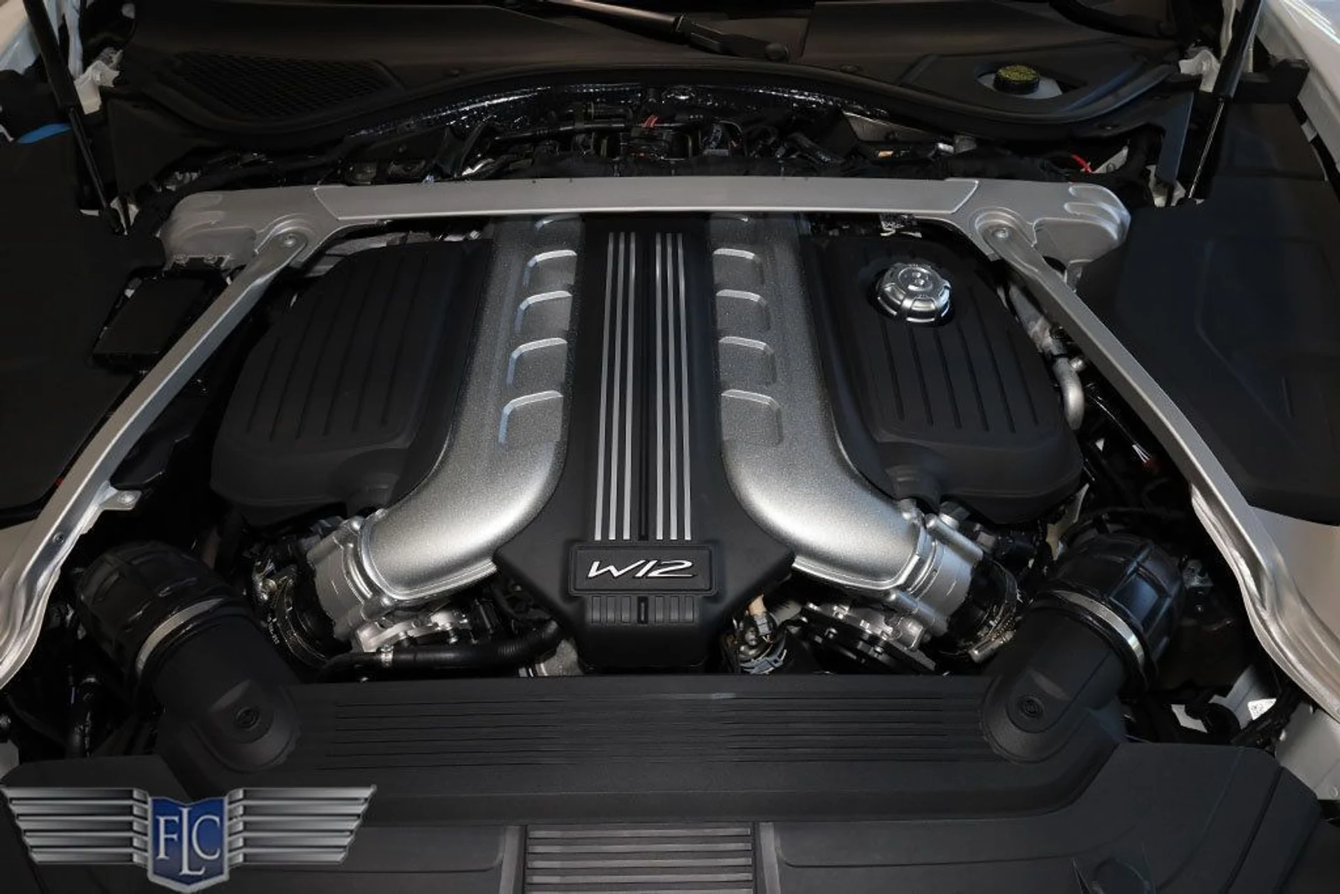 mph037_2563017264_used_2023_bentley_continental_gtcspeedconvertible_9689_23028266_38_1024_e59589e6df