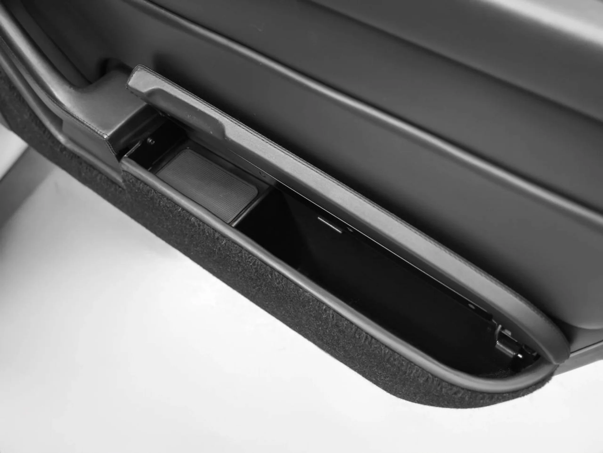 mph037_2563116676_38_6b63090712