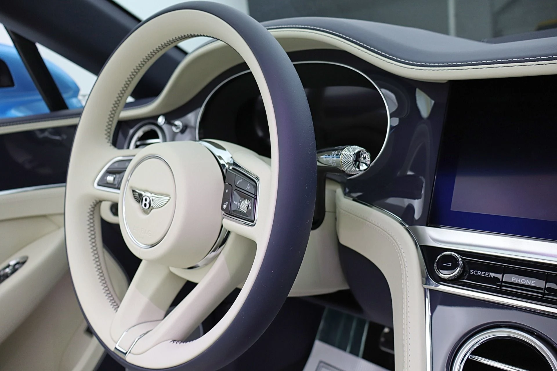 mph037_2568725118_New_2026_Bentley_Continental_GTC_52a403ca73