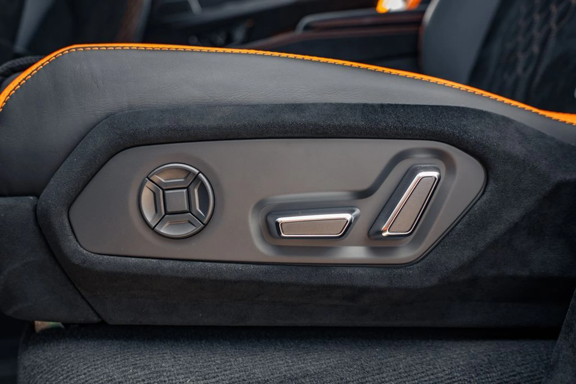 mph037_257950402_d63040ca9dae8bd34153c8646a4241a9x_c09ae5b148