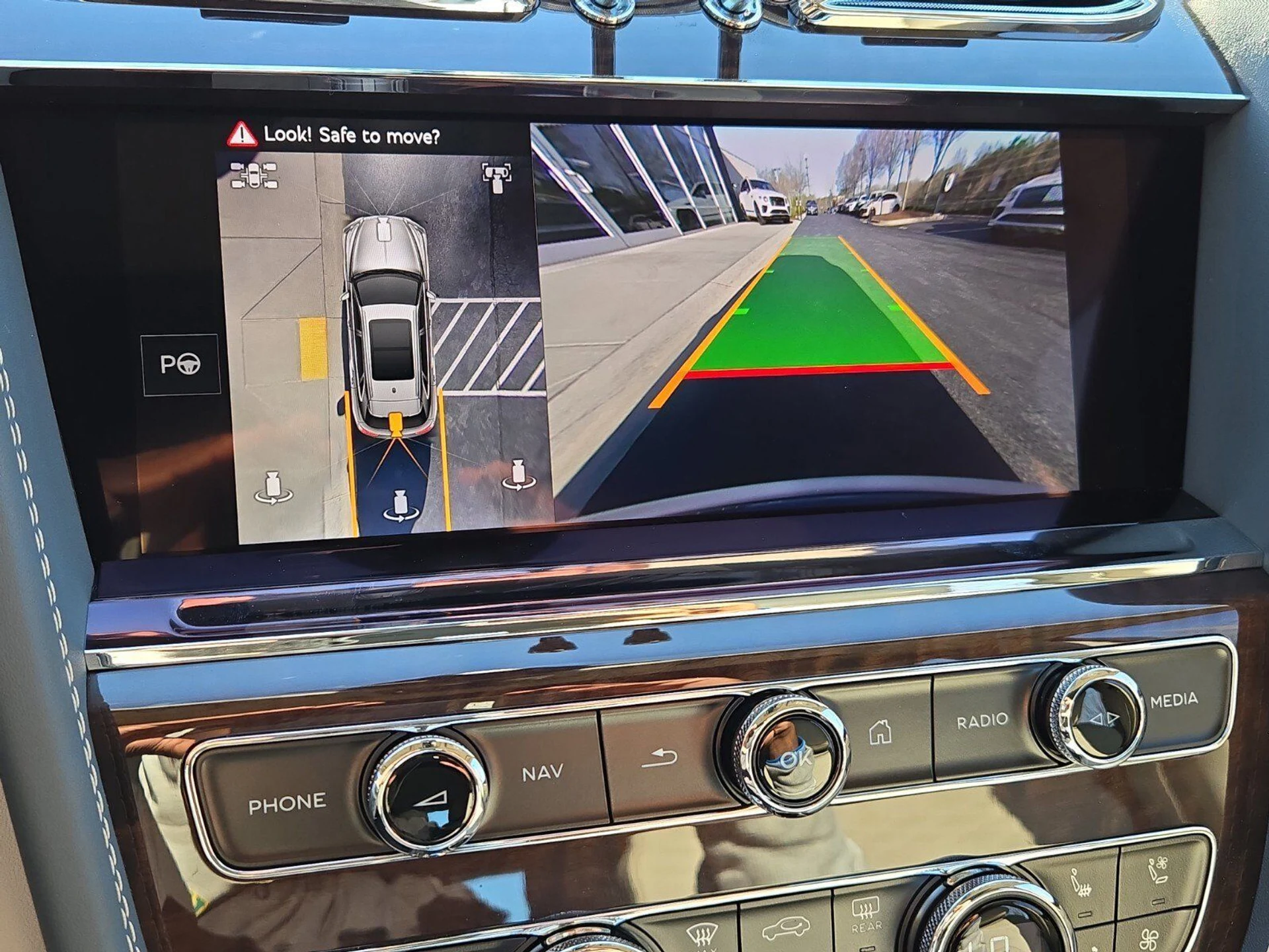 mph037_258526400_45a30a42dc0249555cba94d3d10a2690x_ab73c865db