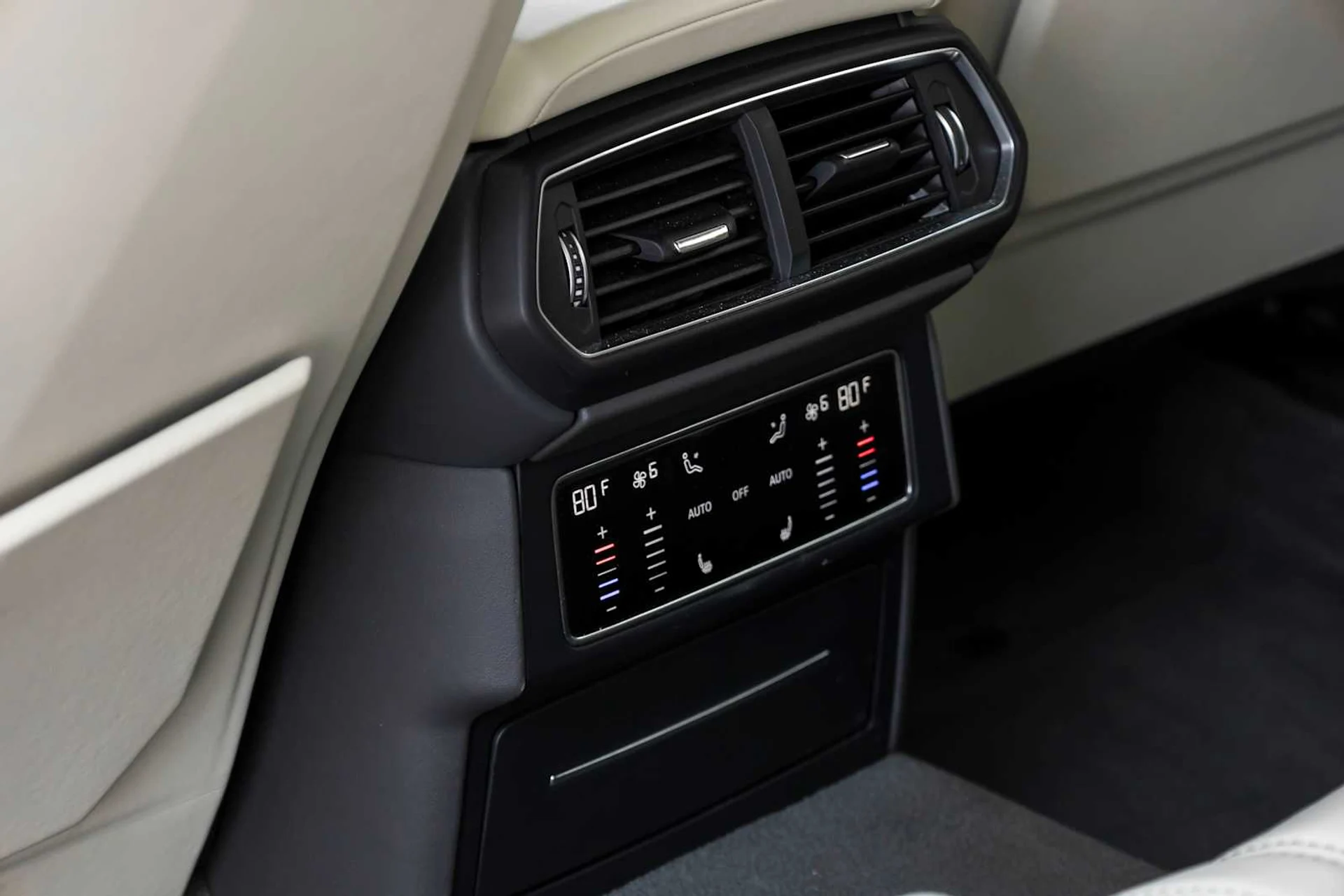 mph037_2588792126_fd1f44d74248403a3bb30857a4743e0bx_e6c84c24e6