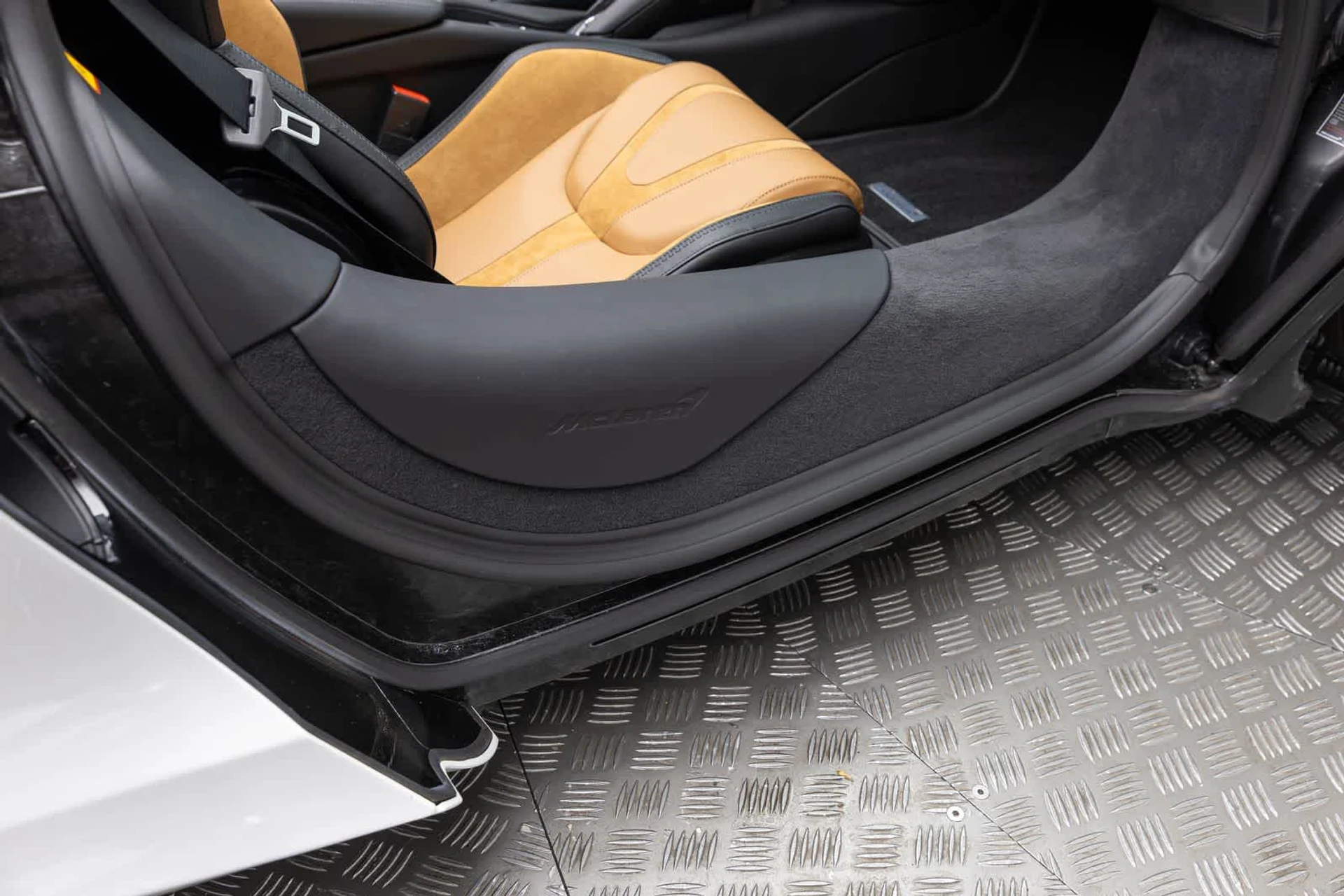 mph037_2595889232_38_de5e93f369