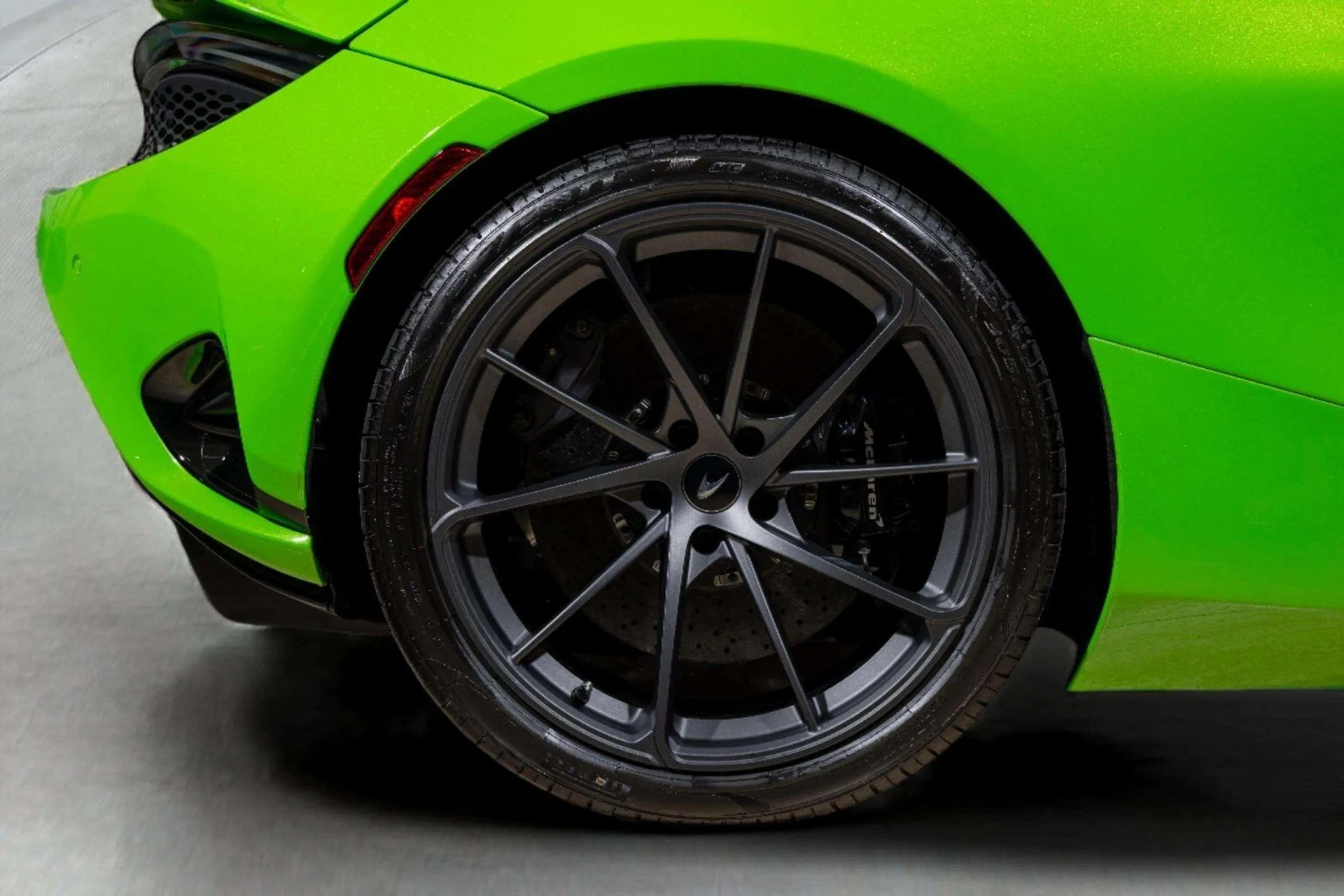 mph037_2600542481_image_38_cd2e4d263e