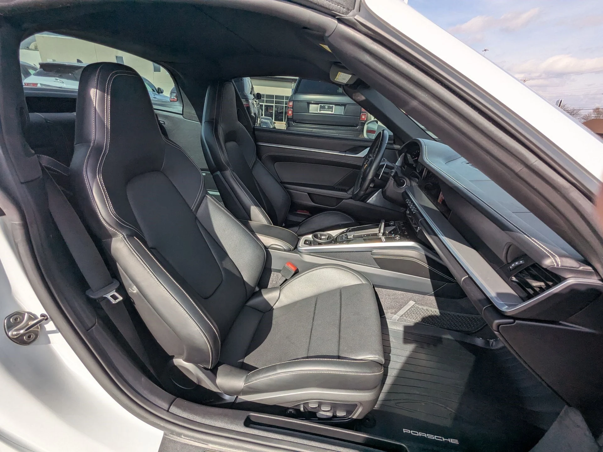 mph037_2600768649_0e93b9d6ff121c82421887ae613629a8_5f04aa5d08