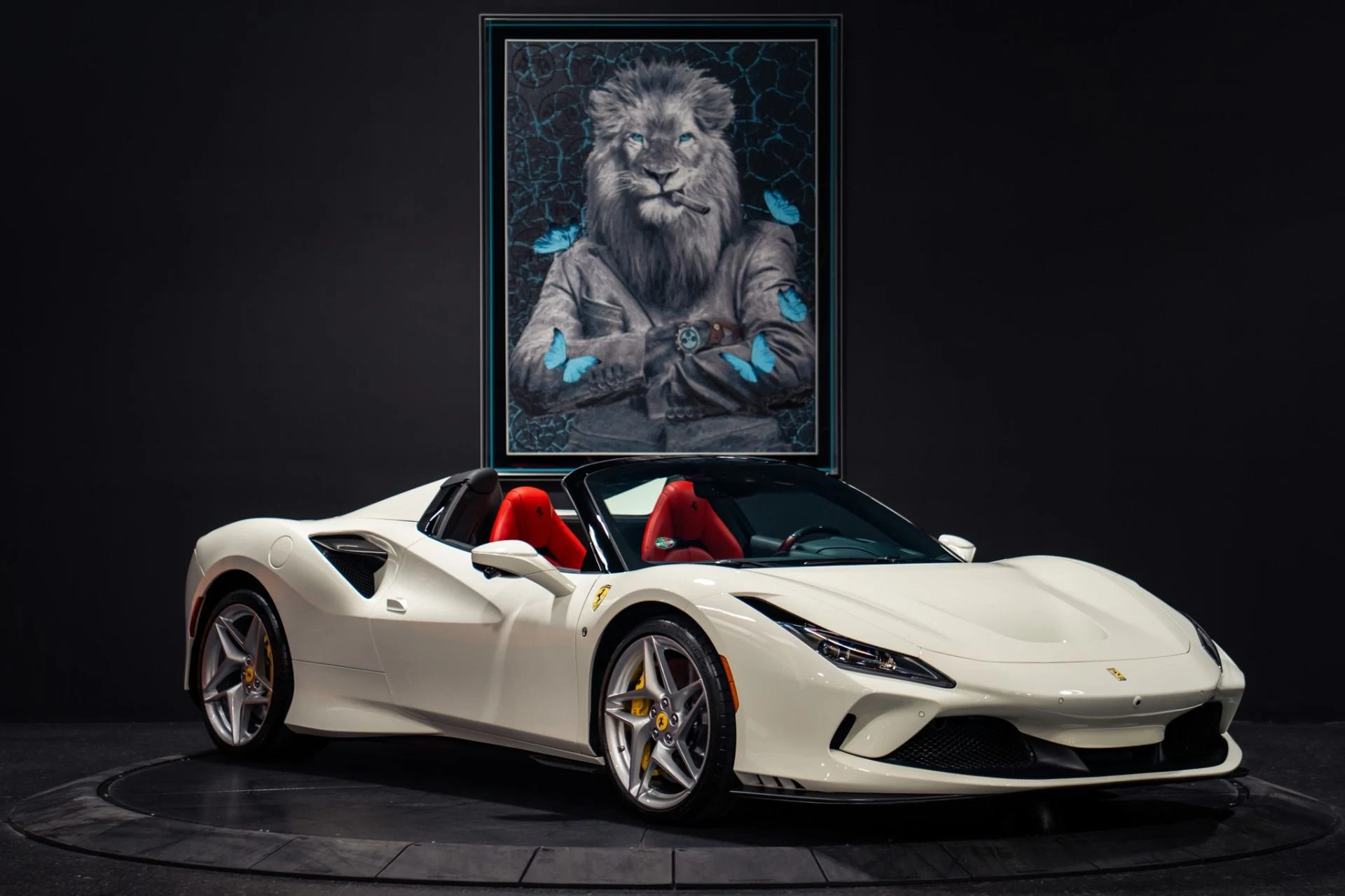 mph037_2611671665_Used_2023_Ferrari_F8_Spider_Passenger_Display_Front_Lift_1785938596_be0b5b6bd9