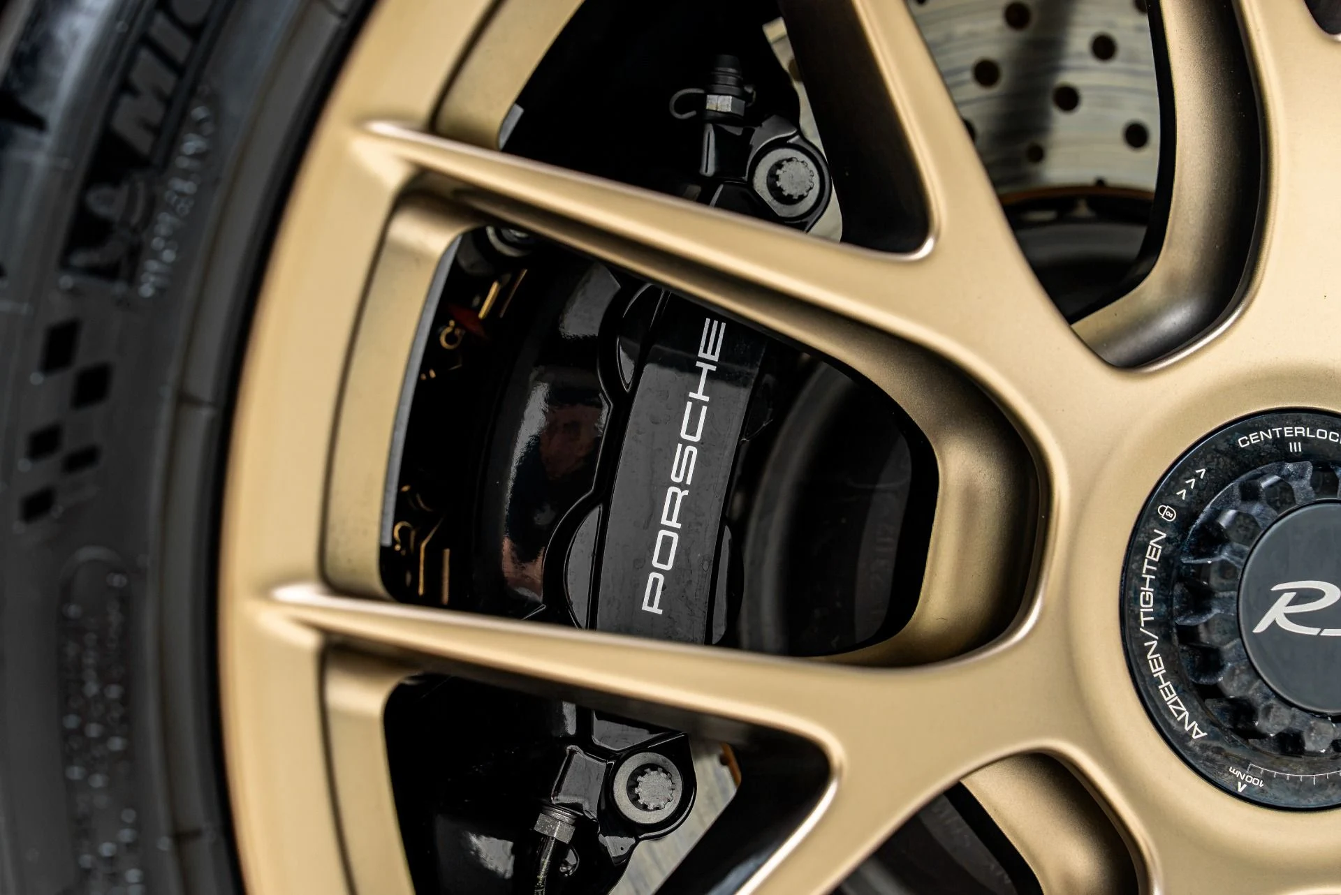 mph037_2615338052_Used_2023_Porsche_718_Cayman_GT_4_RS_1785194082_3f8f212fe1