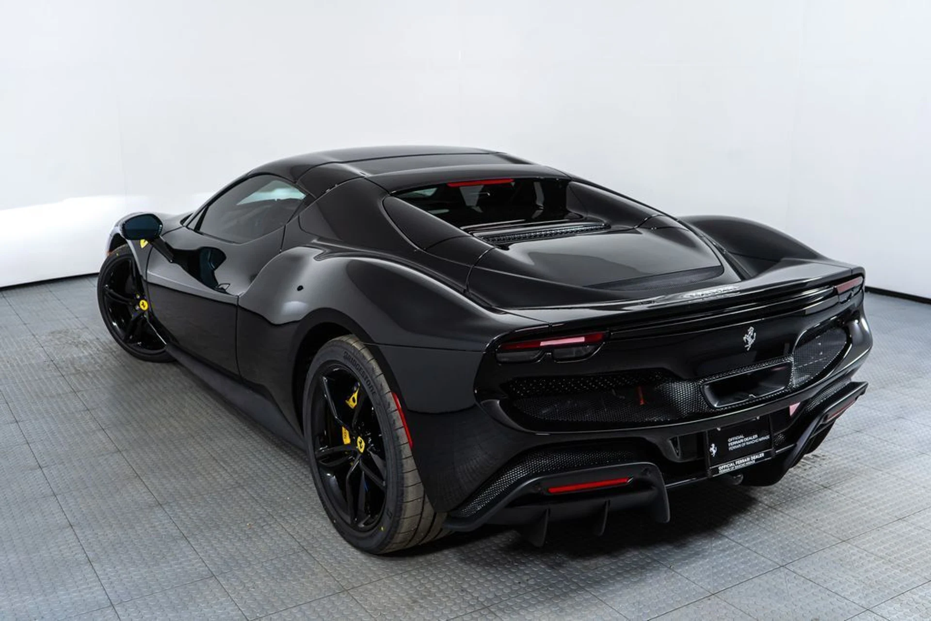 mph037_2617888_38_25644740_6944b42b383da_8470ac126e