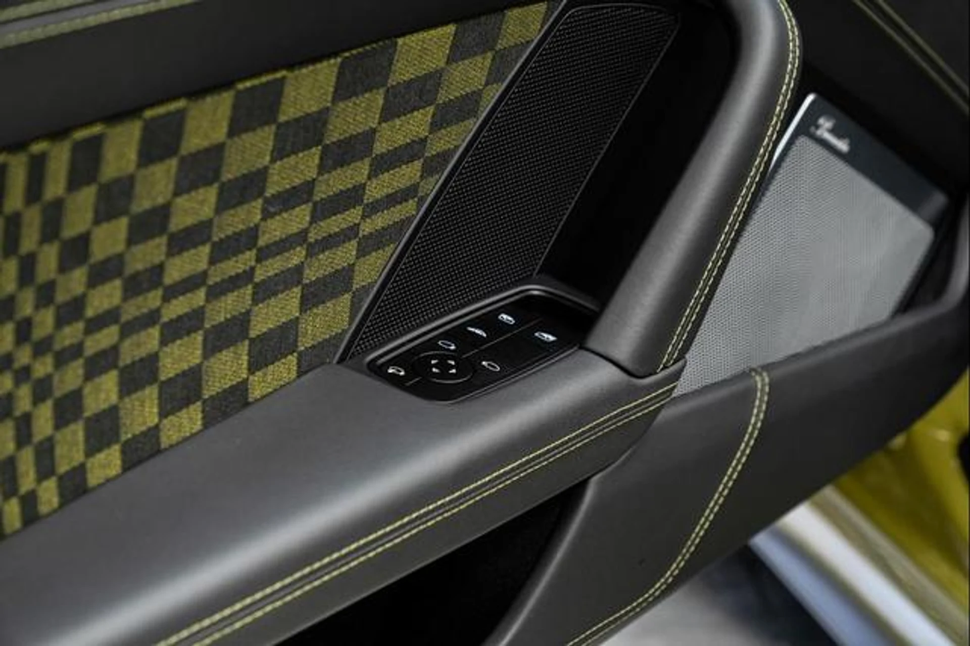 mph037_2620653076_Kn7e_20_Su28w_Kl4lgj_Wjh_Z_Ul_Vuk_7af40652d6