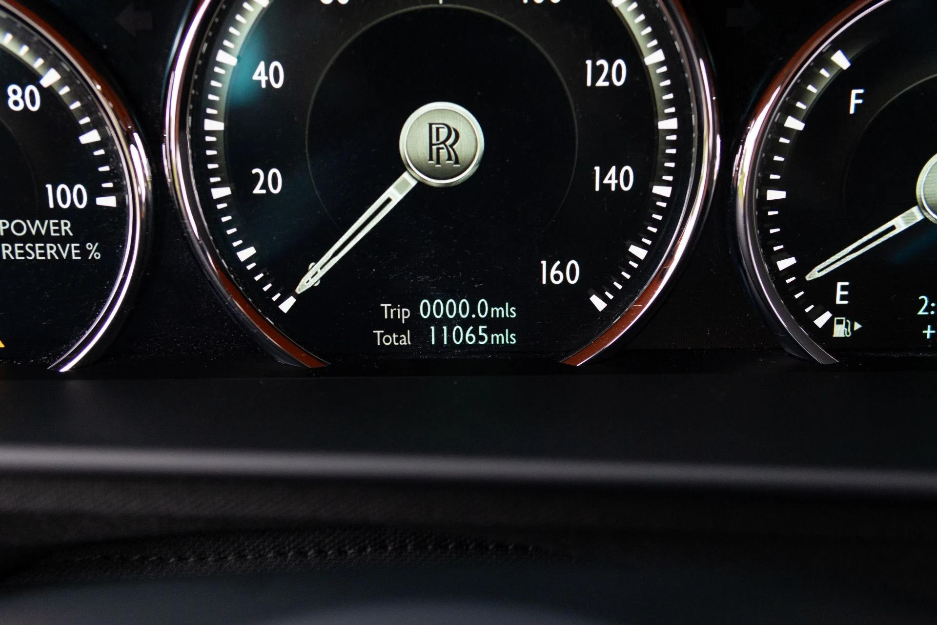 mph037_2650544219_Used_2023_Rolls_Royce_Cullinan_1766776442_ccd1140957