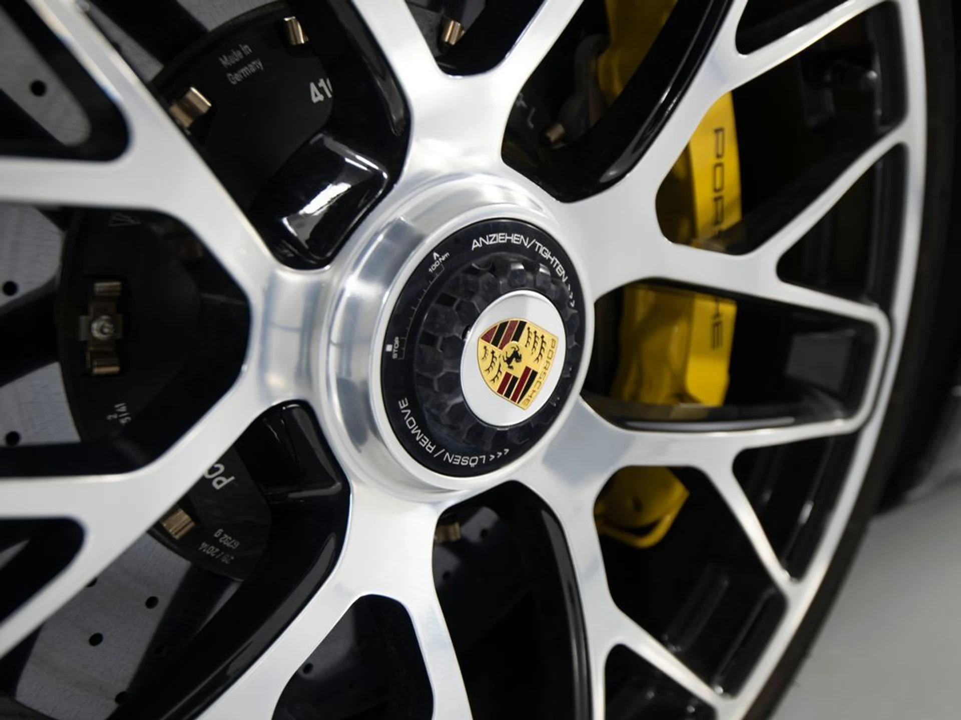 mph037_2662415984_1c5c3f967fd1f0151a0408df94a29fc4x_c934341b13