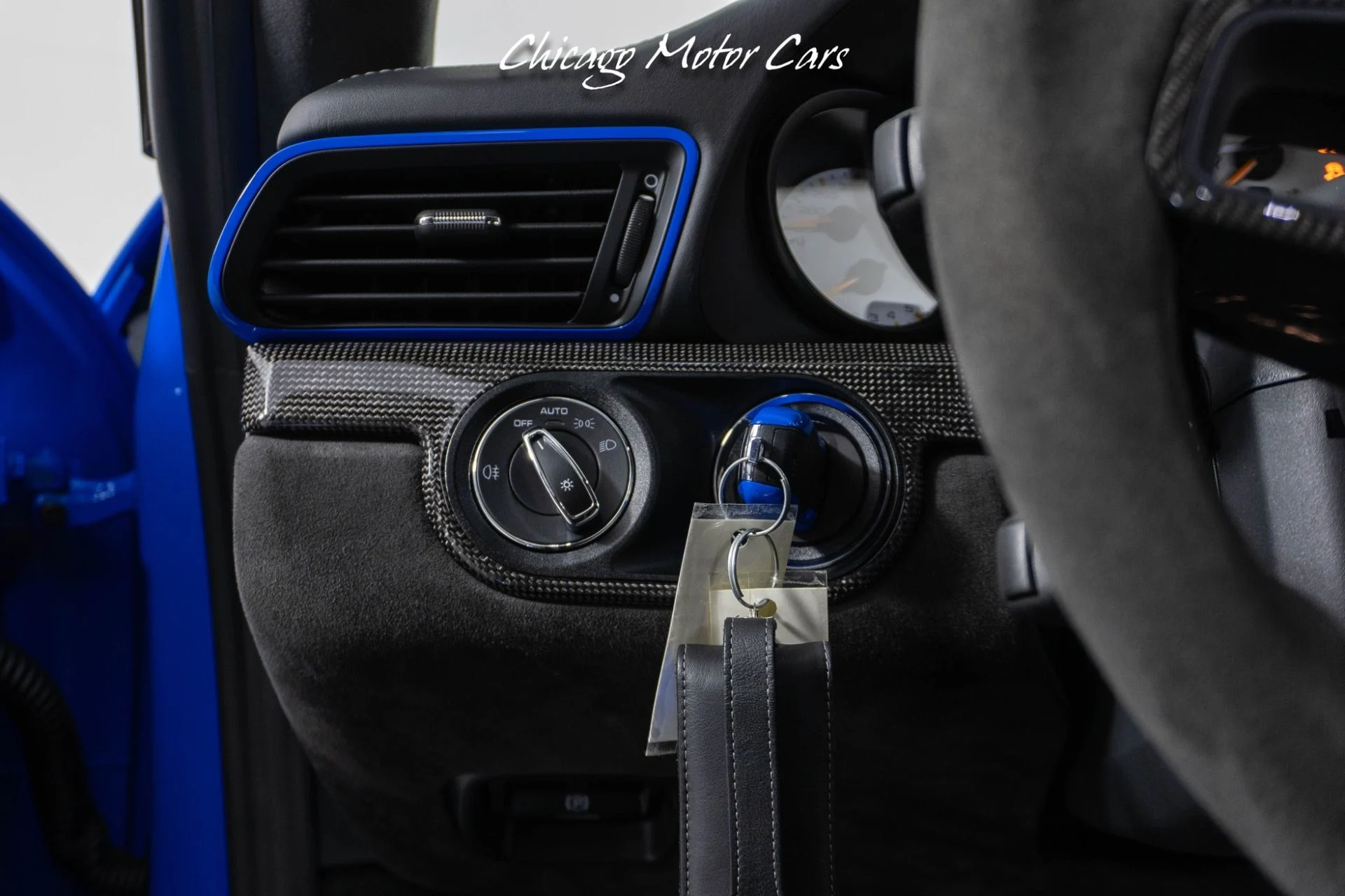 mph037_2670434201_13481_p38_l_d8d34b9311