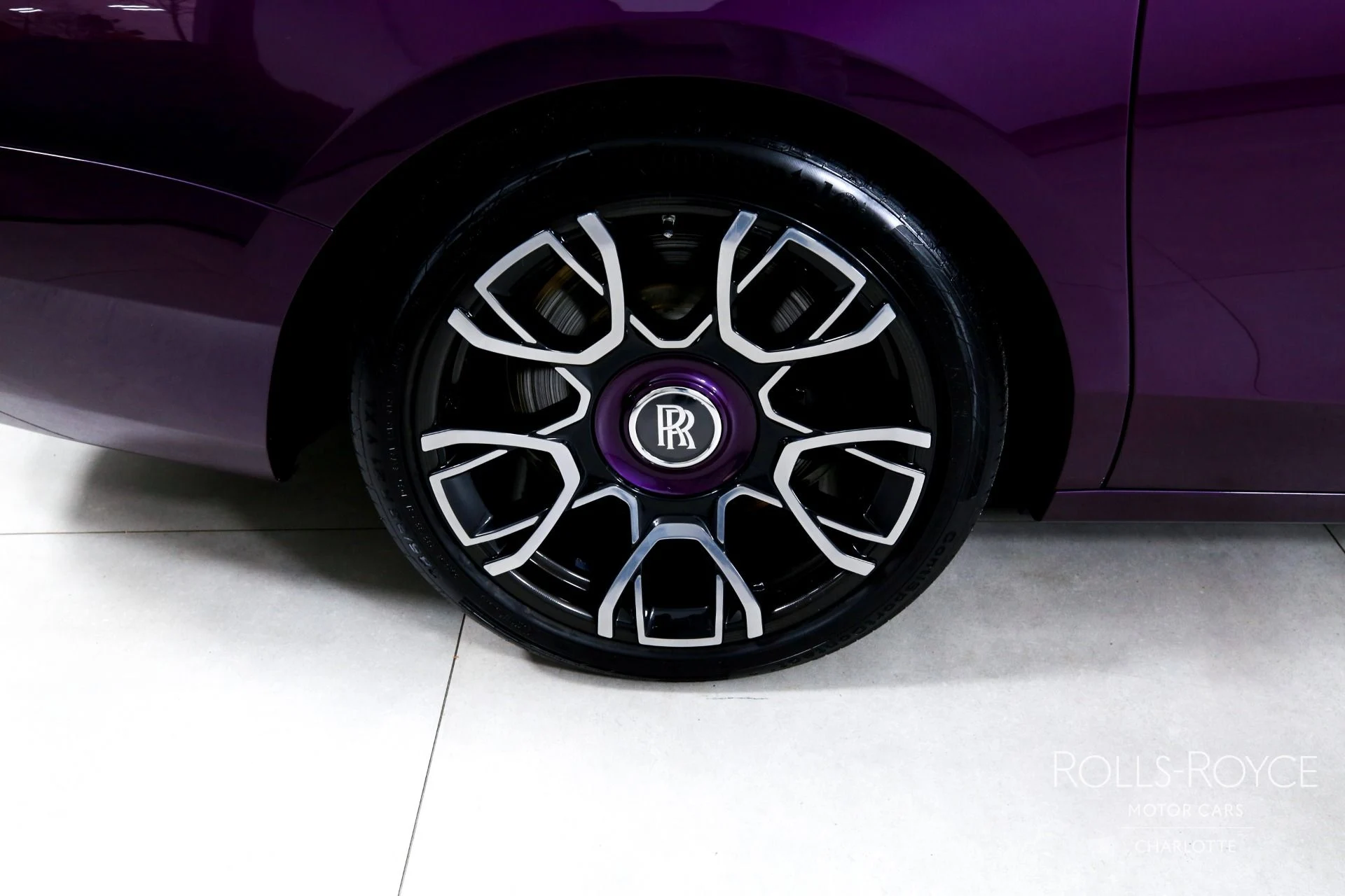 mph037_2674577190_Used_2022_Rolls_Royce_Black_Badge_Ghost_1772490971_098311a612