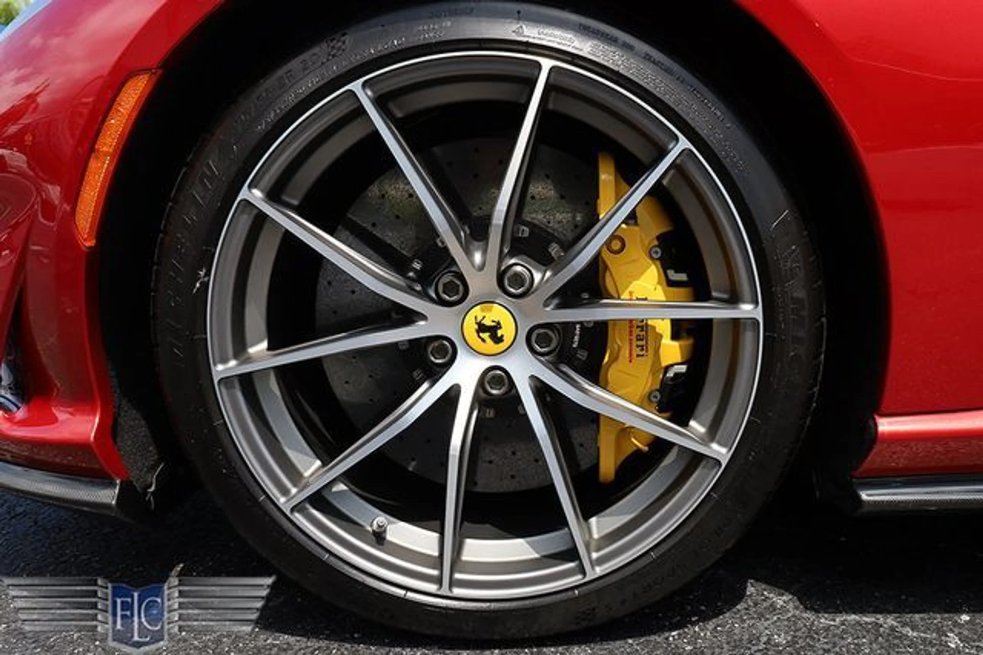 mph037_2681191971_used_2021_ferrari_812_gts_convertible_6305_23078569_42_640_d3e50b139f