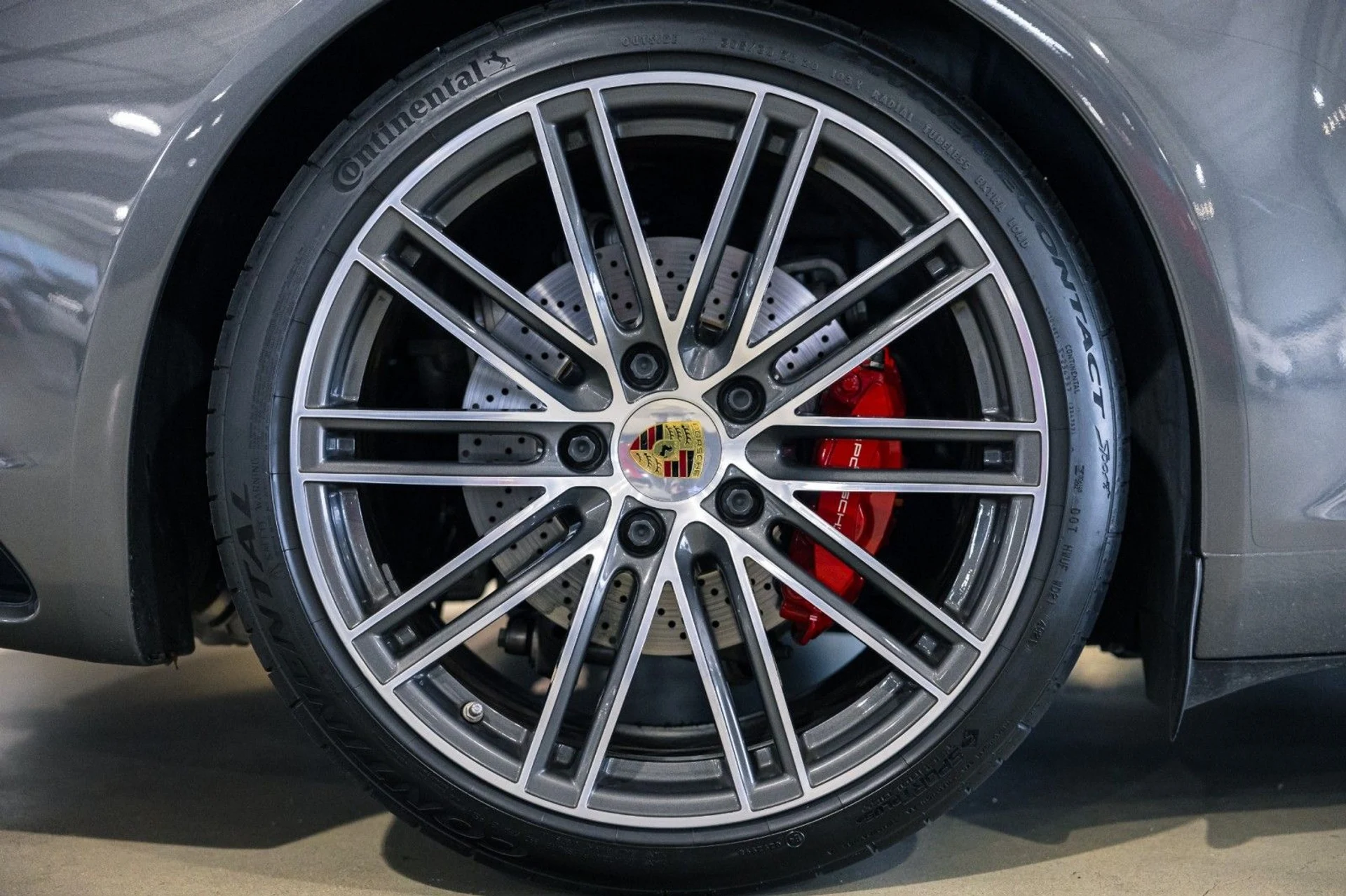 mph037_2691986571_XQ_c6b90b3d50