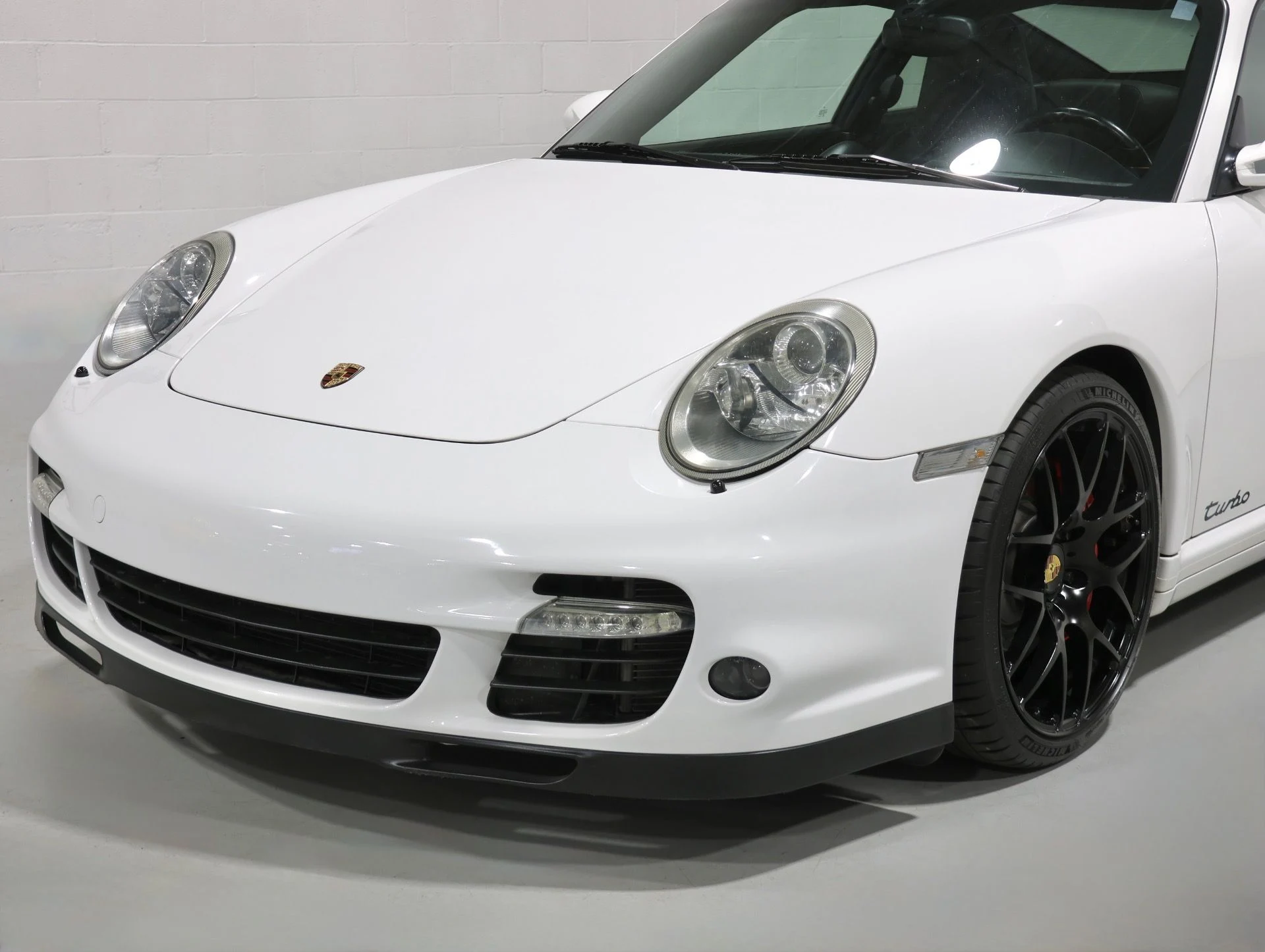 mph037_2695169079_Used_2007_Porsche_911_Turbo_134_K_MSRP_Only_50_K_Miles_Sport_Chrono_Just_Serviced_1767197110_fde2b89324