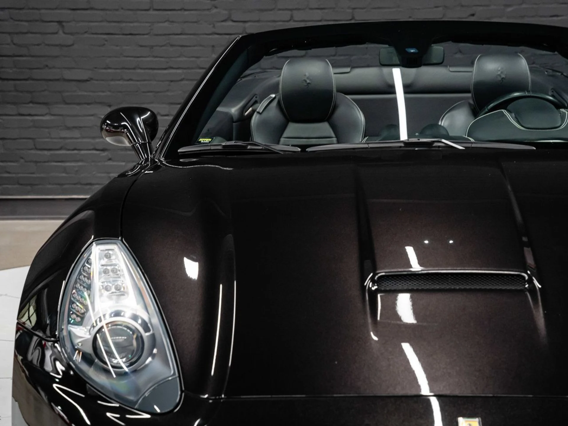 mph037_2696961239_ferrari_california_2011_adbc6cb5e9