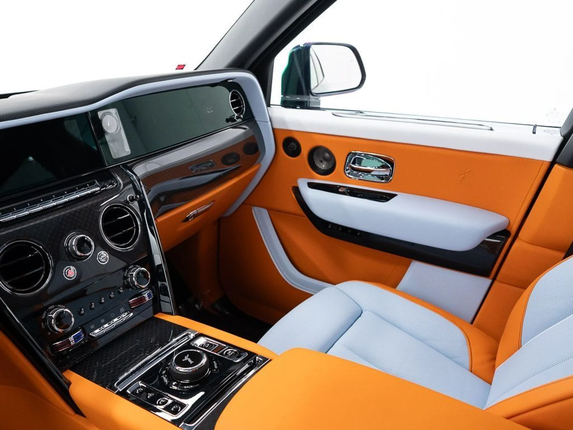 mph037_2698908513_73974e30778b31d3a729d61efa6718e7_b3d5868f3d