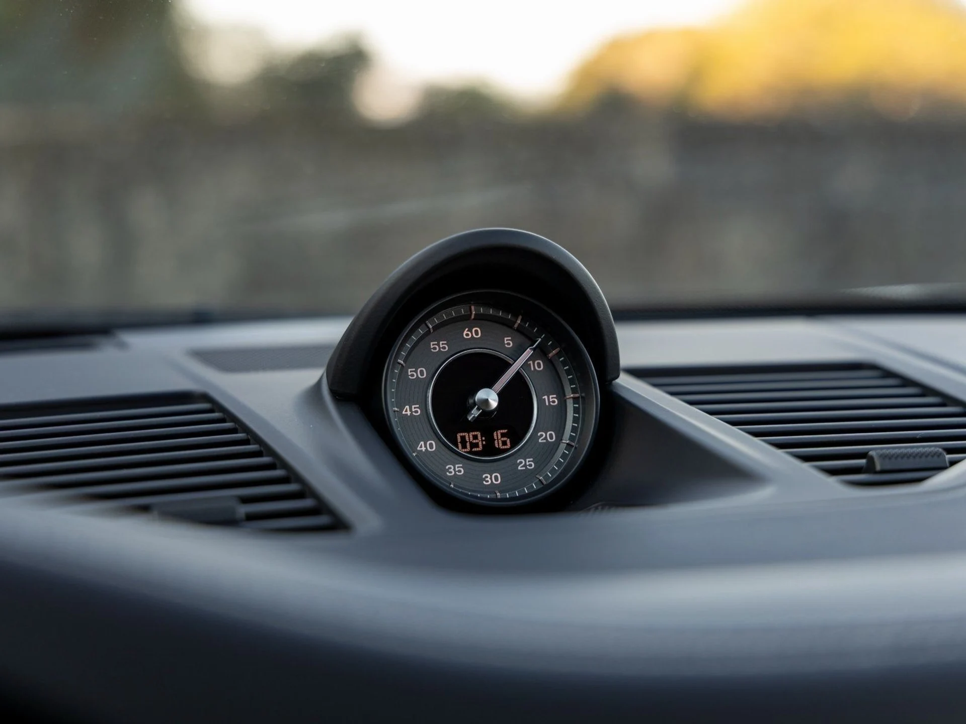 mph037_2706082118_38_3d9ac86dce