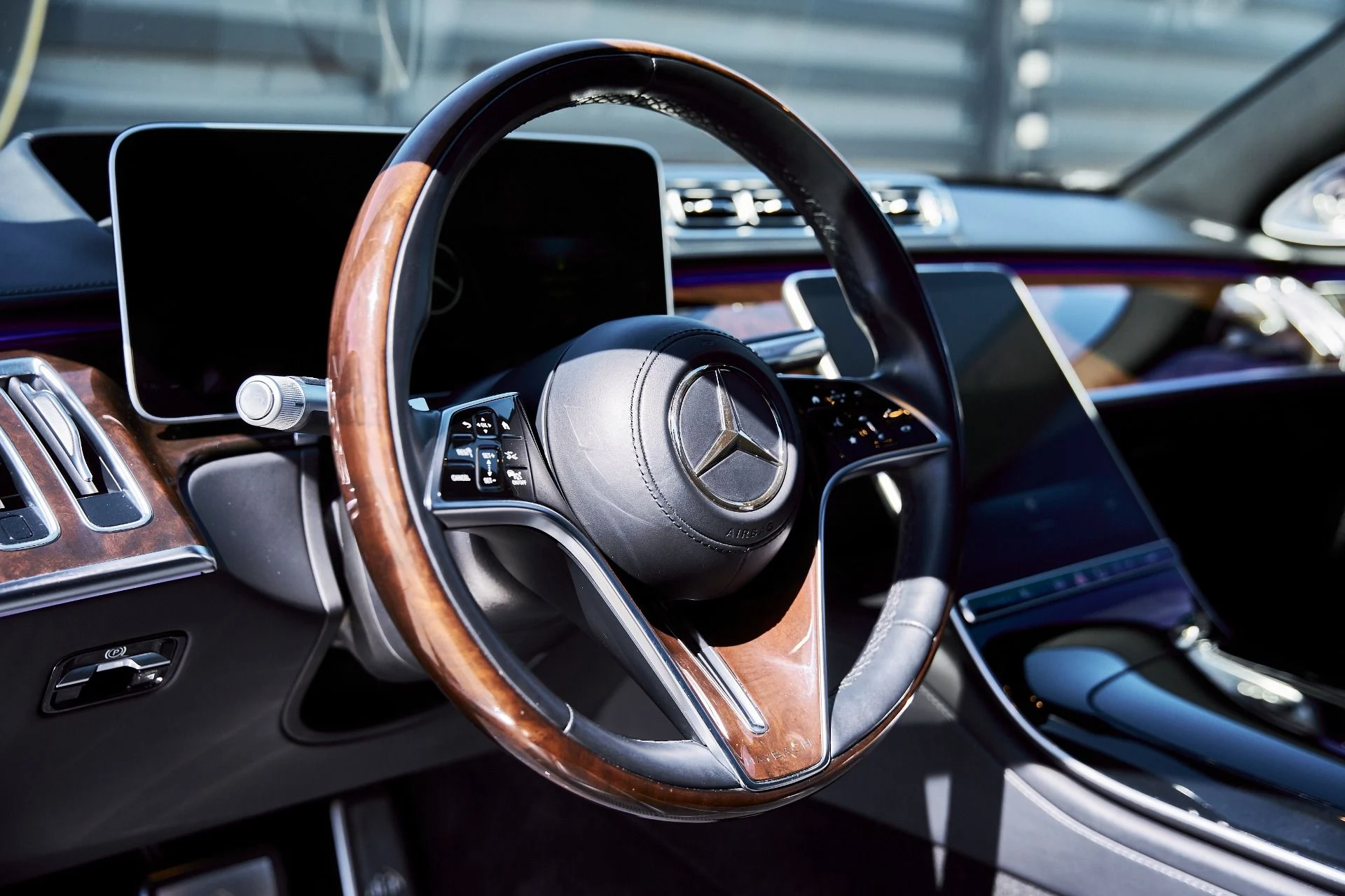 mph037_2731566315_Used_2021_Mercedes_Benz_S_Class_Maybach_S_580_1773278706_792562eb6b