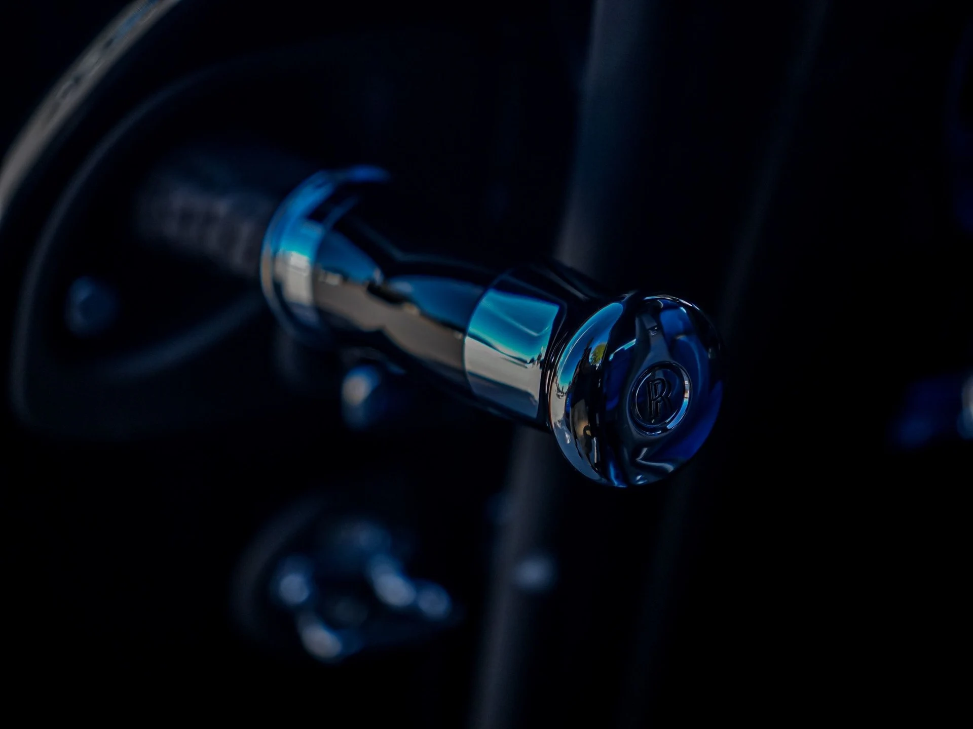 mph037_2731807850_Hi_Tech_Luxury_Imports_LLC_SCATK_8_C01_VU_238271_image_37_7df1fe9bce