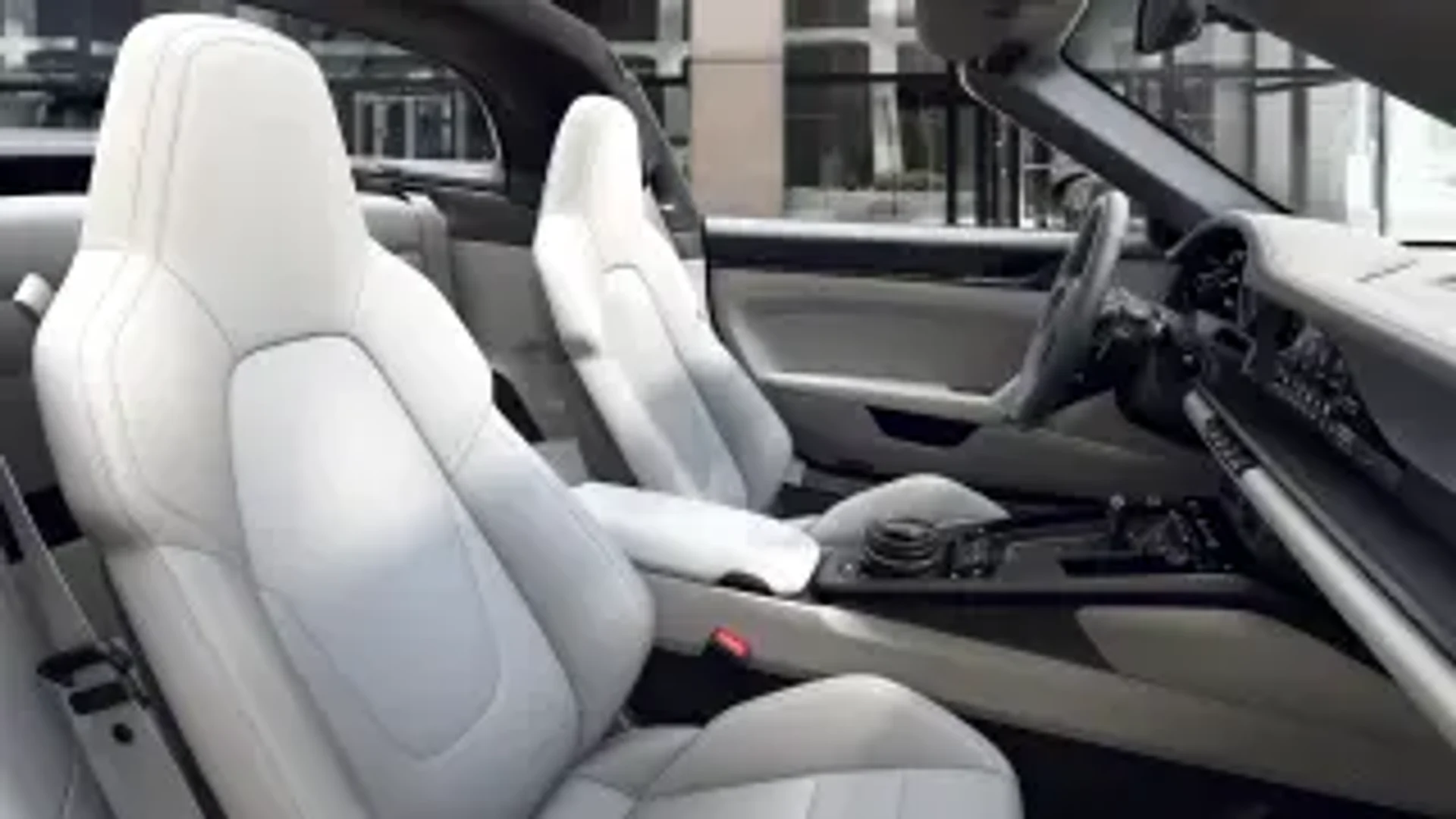 mph037_2743215457_320_5c208885d1