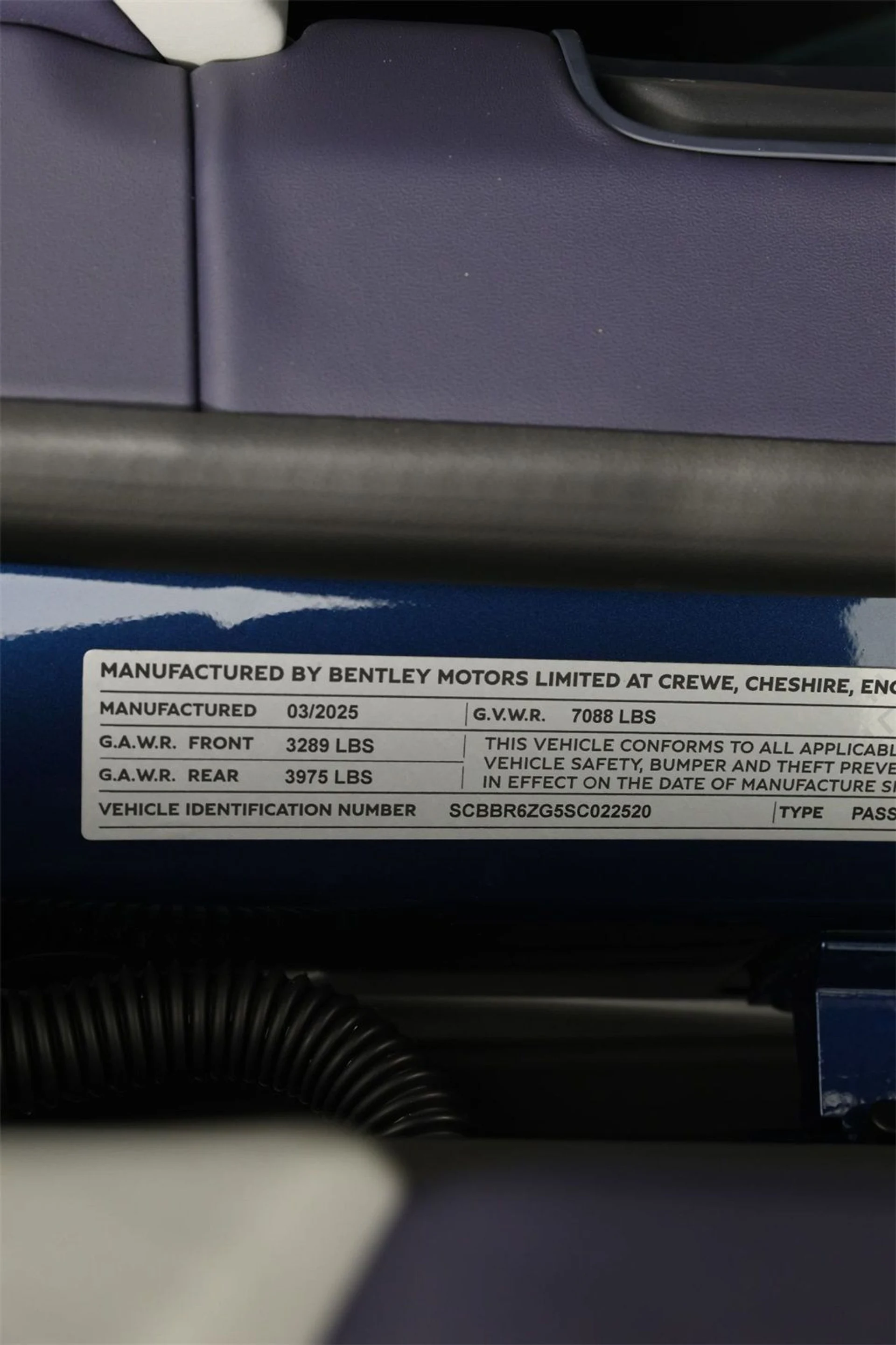 mph037_2744868310_7a45e94df372e0f196a970c8e1ed5aaf_2cef3a2446