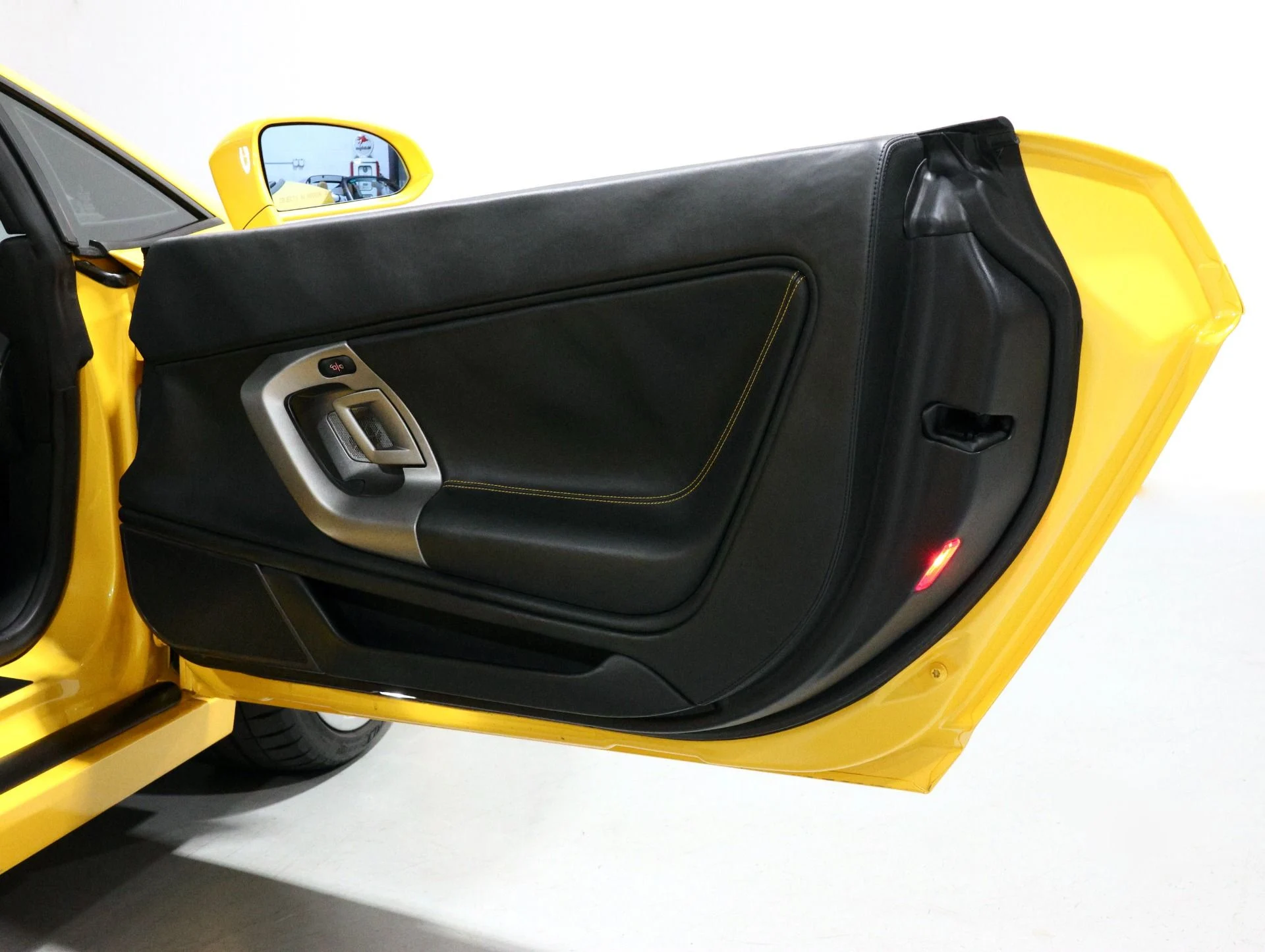 mph037_2757039769_Used_2008_Lamborghini_Gallardo_GATED_6_SPEED_MANUAL_Full_Car_PPF_Recent_20_K_Major_Service_1758142100_dbac7cab20