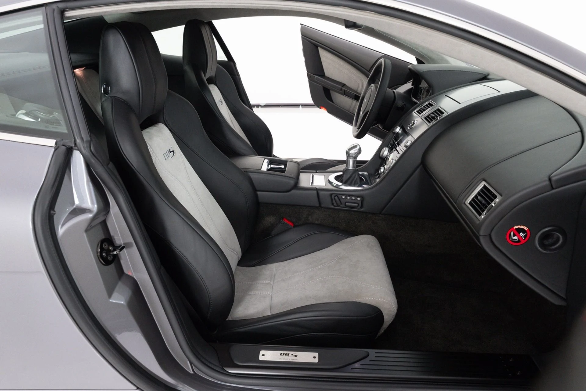 mph037_2759245802_Used_2009_Aston_Martin_DBS_V12_Manual_1782515507_c41cb70fbd