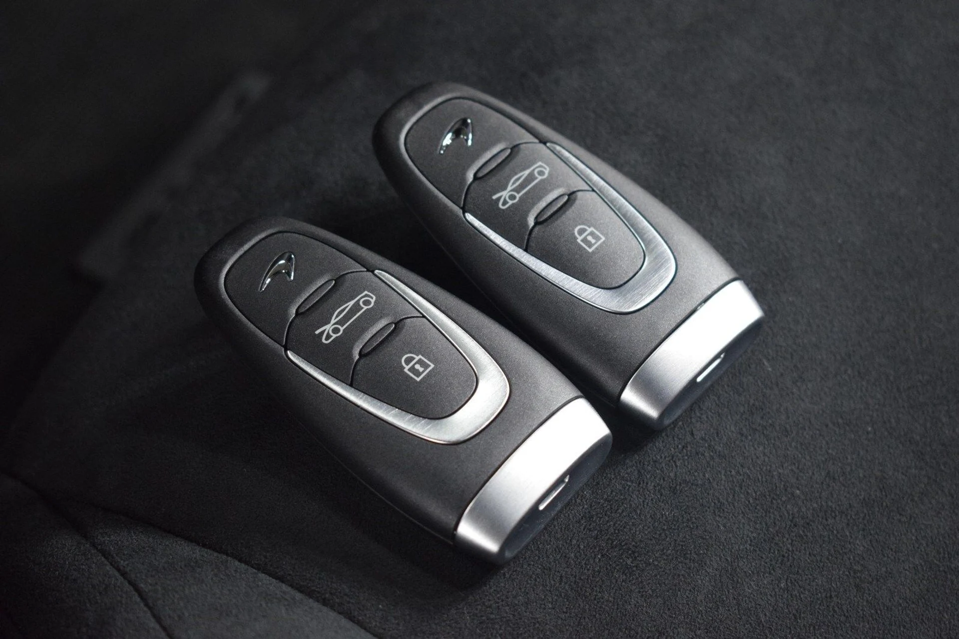 mph037_2760641539_d57a94ade21f629f38c4178b837dec66x_69dfeb50ce