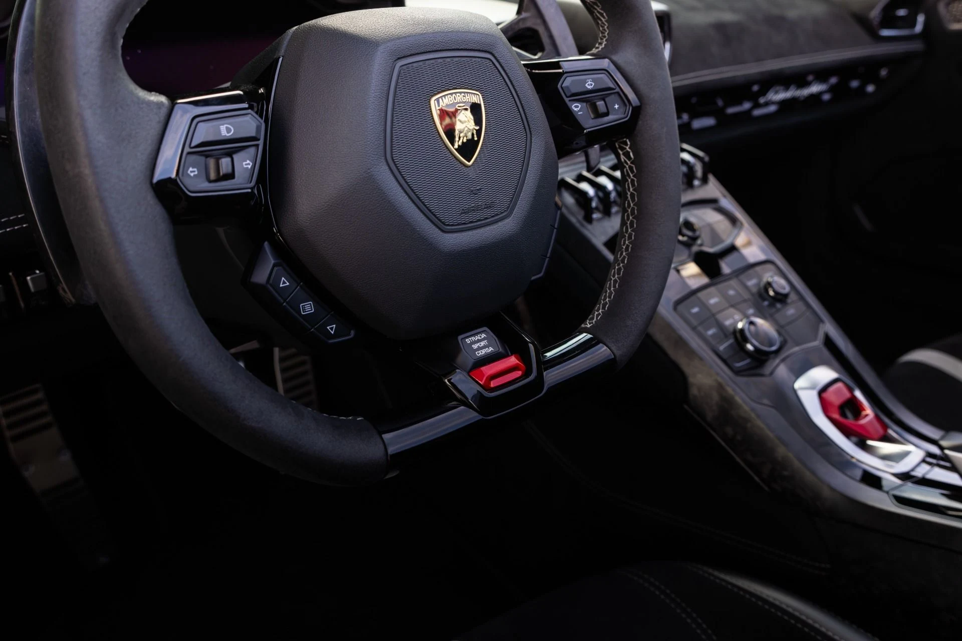 mph037_2767475263_Used_2018_Lamborghini_Huracan_LP_640_4_Performante_Spyder_1772832371_41fe489764