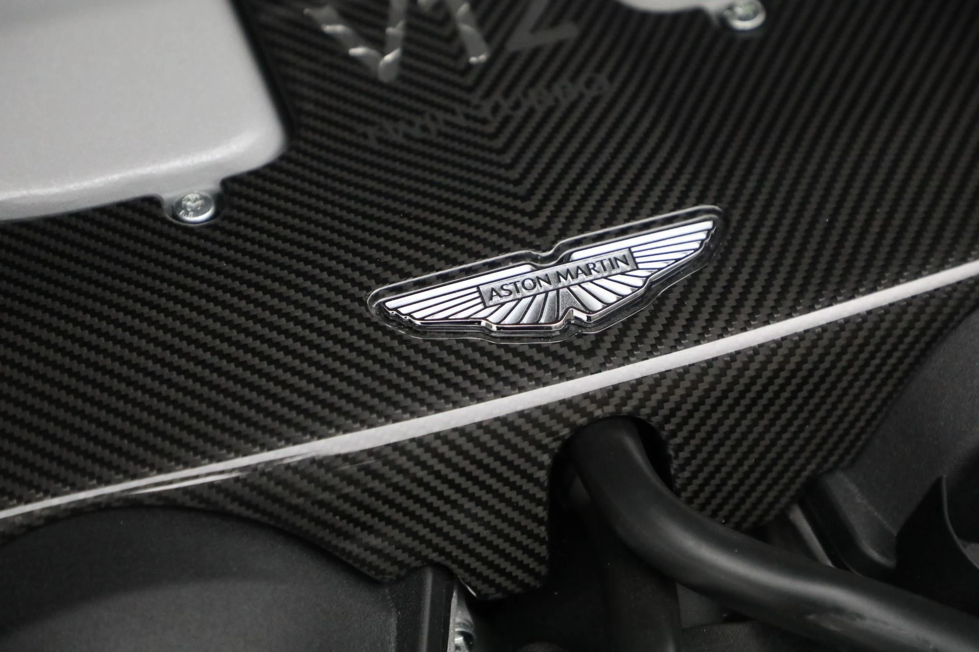 mph037_2782343619_New_2024_Aston_Martin_Valour_2eb2e07c0a