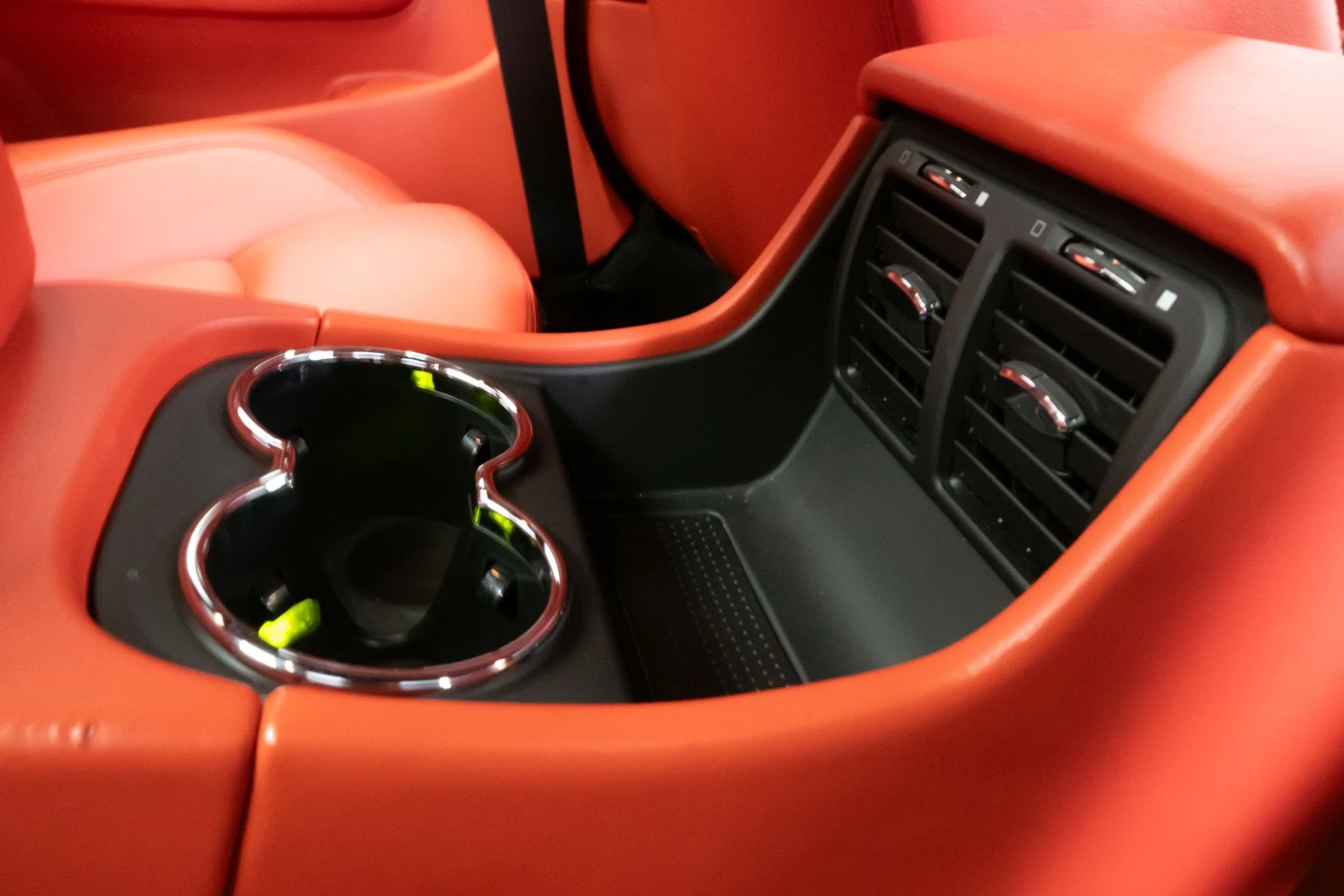 mph037_2792005818_Used_2012_Maserati_Gran_Turismo_MC_1692740001_6d0af70825