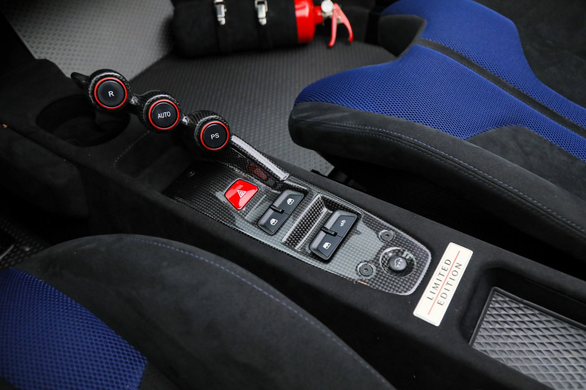 mph037_2792048285_24fe160a7ee1b511f71adebd4ede482b_b9f5f1992b