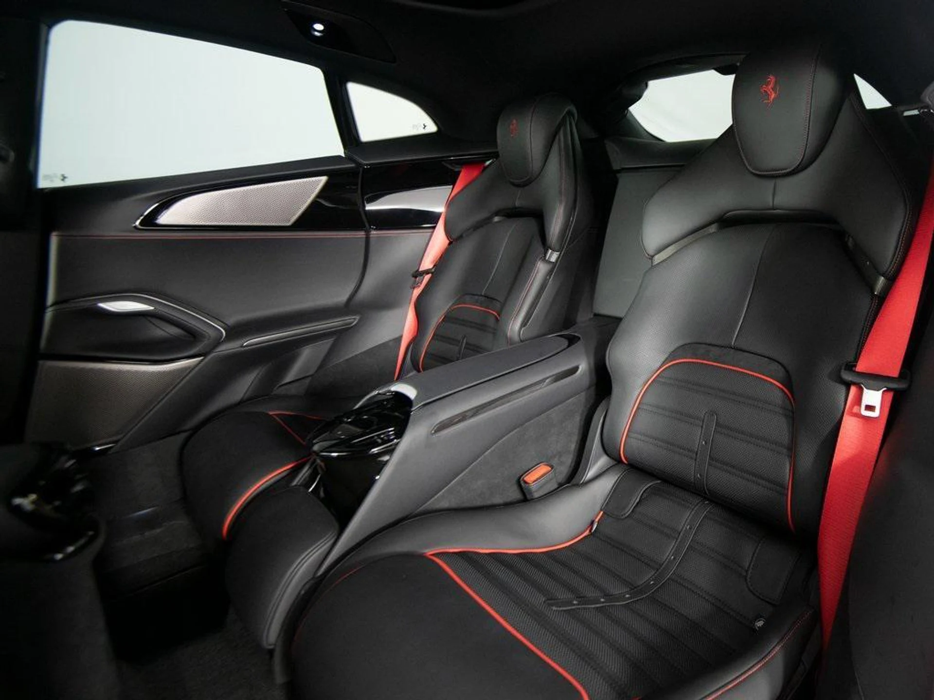 mph037_2801282662_1i_P4_Am3_X0_R9_Jo_Jy_Qj_Nyl_RV_Kv_L4g_32b23317ba