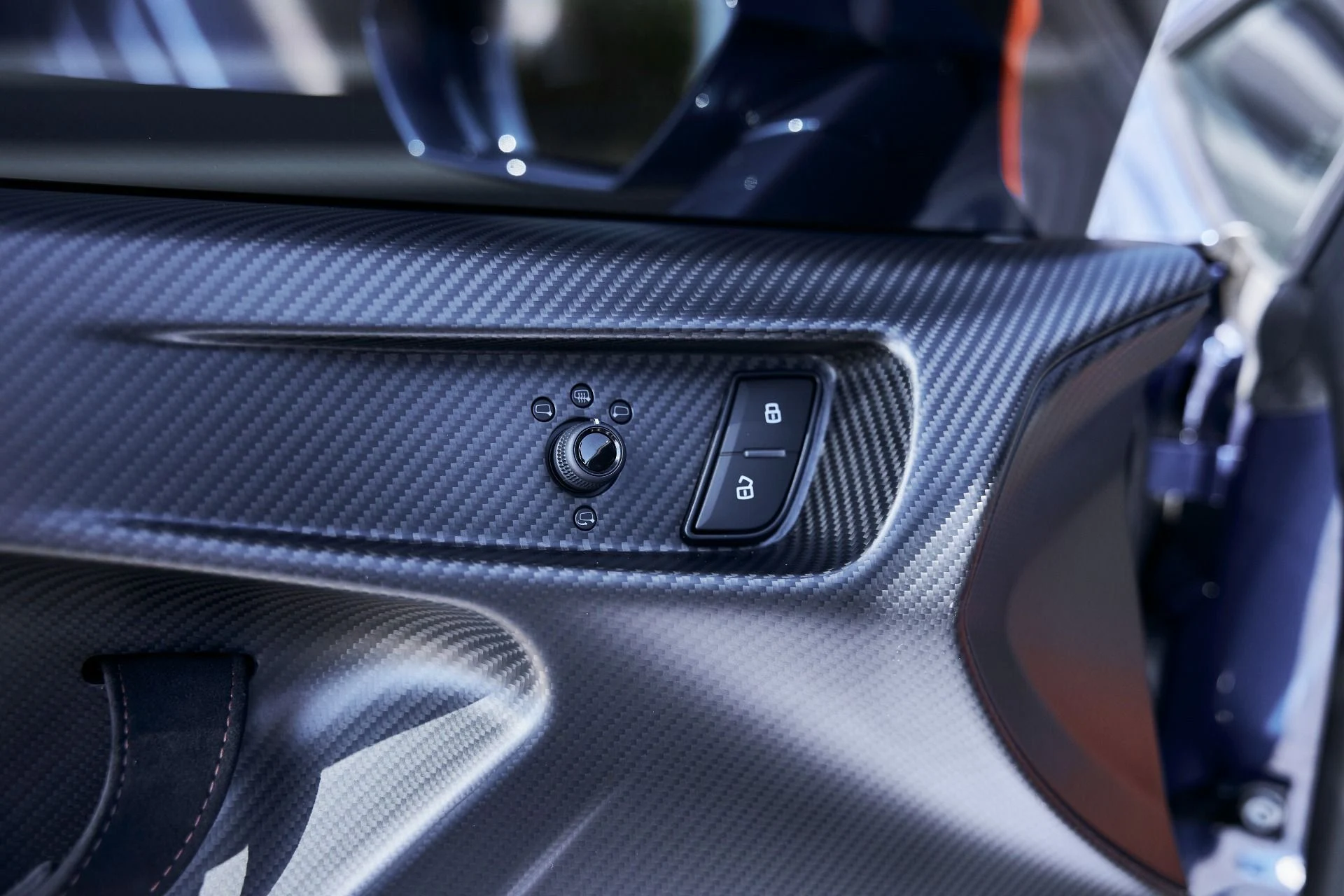 mph037_2806847874_Used_2024_Lamborghini_Huracan_Tecnica_Base_1773278446_40ee21a42e