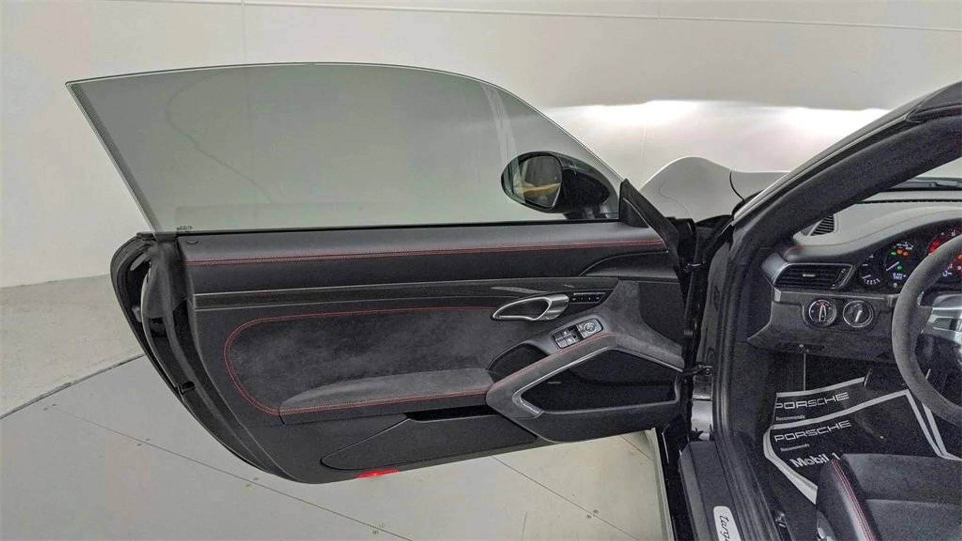 mph037_2860150452_1280_aaaa87a236