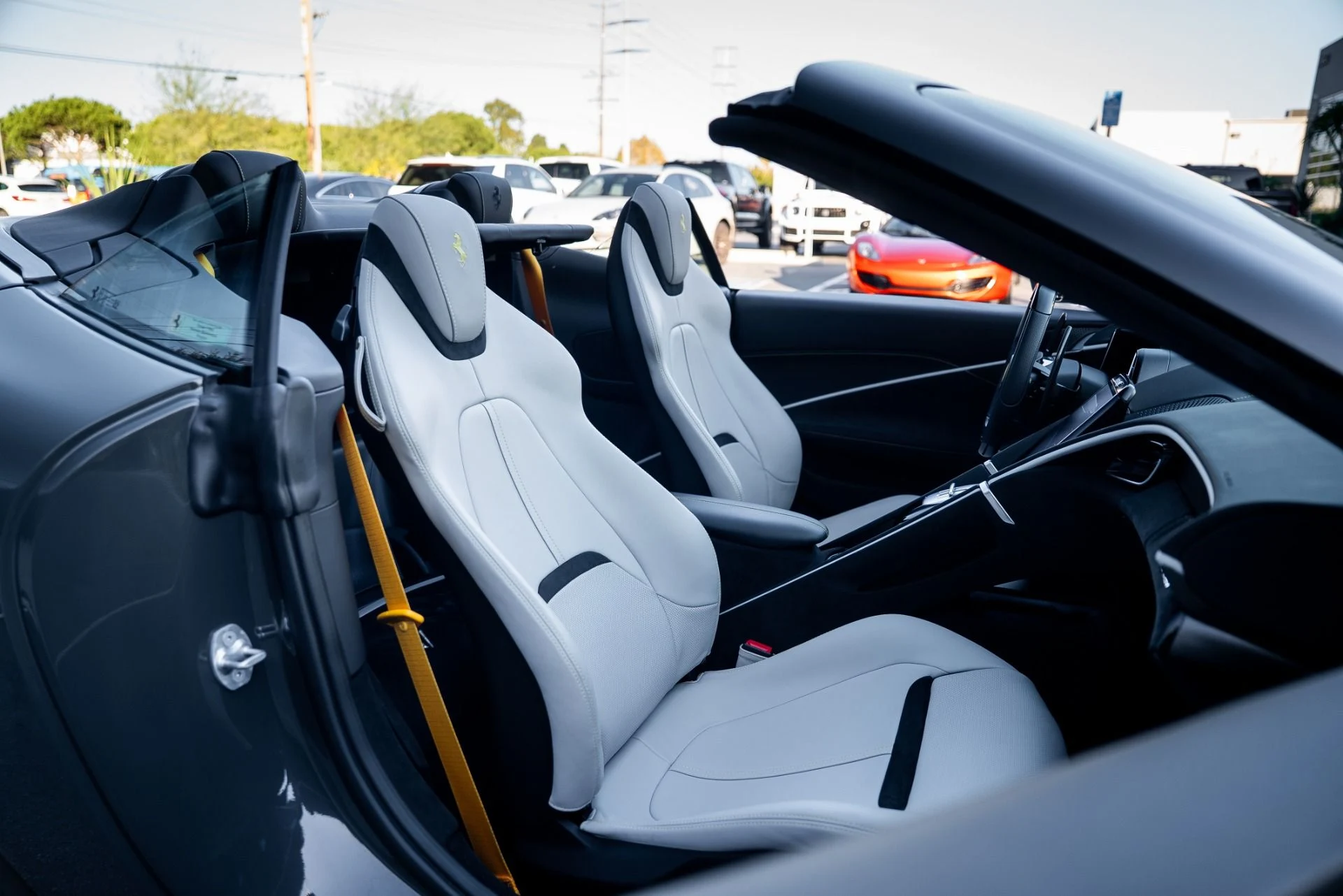 mph037_286404379_Used_2024_Ferrari_Roma_Spider_1764029038_95c357b35e