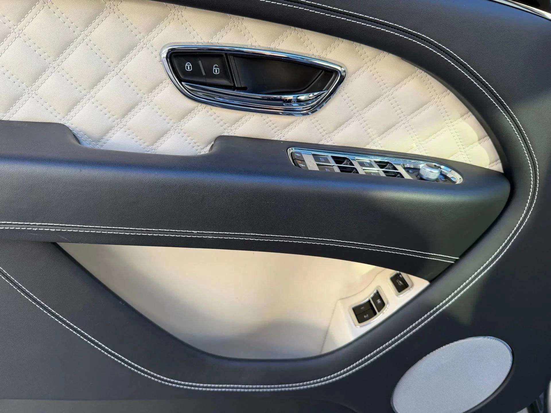 mph037_287069879_36ca51252bea487fa645bad67e6eea20_92c75439c5