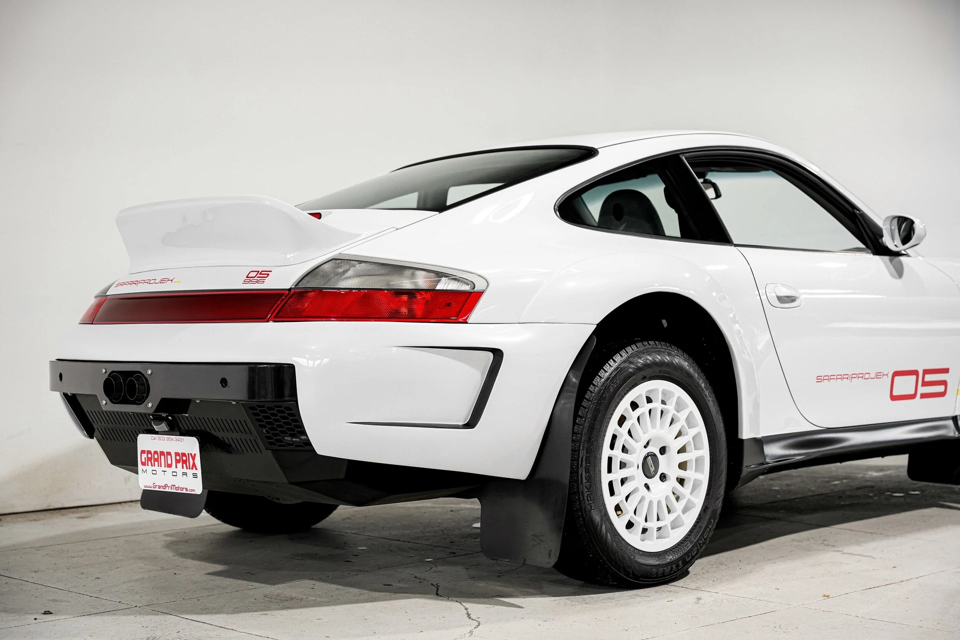 mph037_2892478659_24e0f99634b666e813b29e7fae425d0fx_d450d27b7d