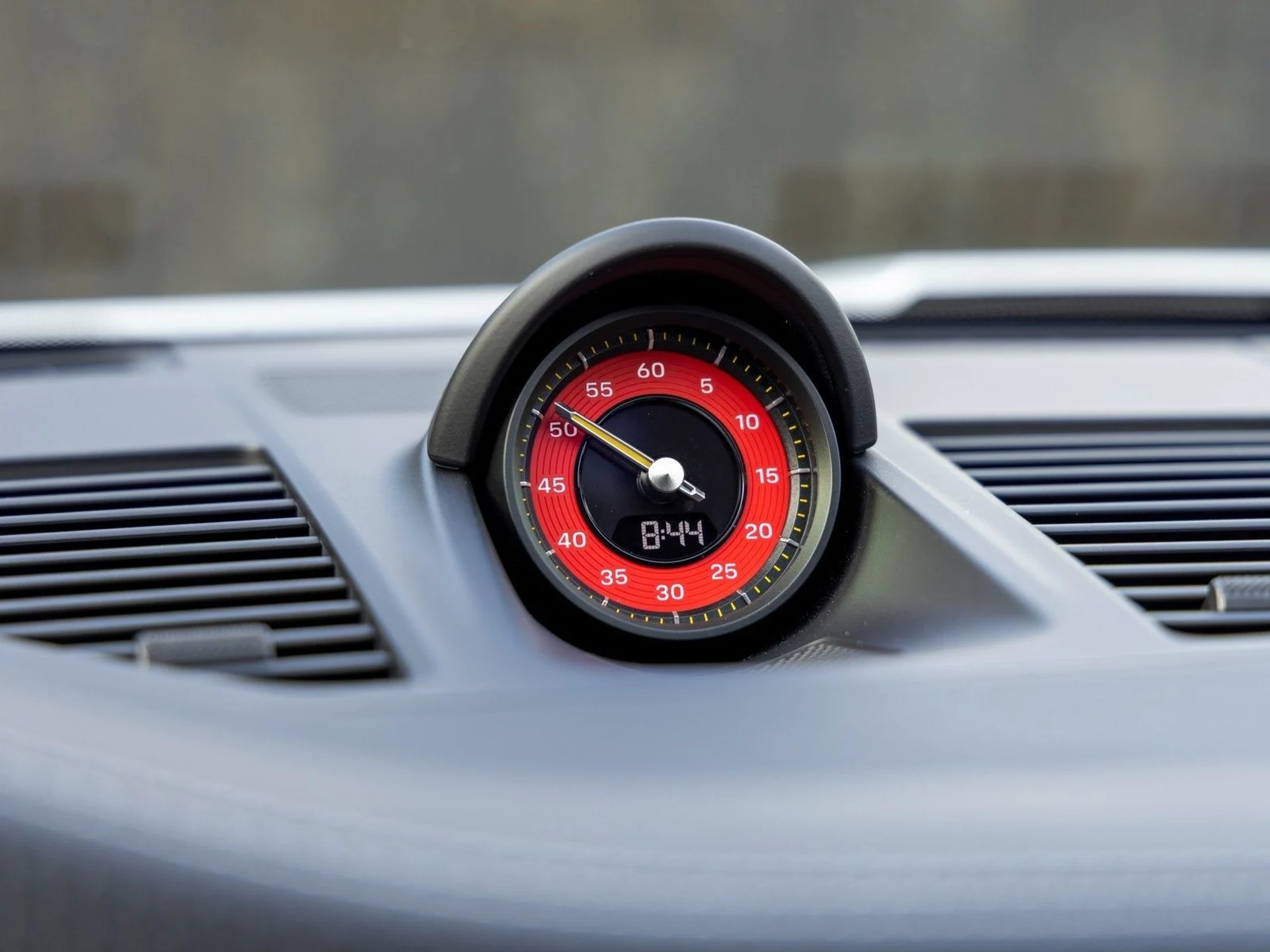 mph037_2895296242_38_58a675b6f1