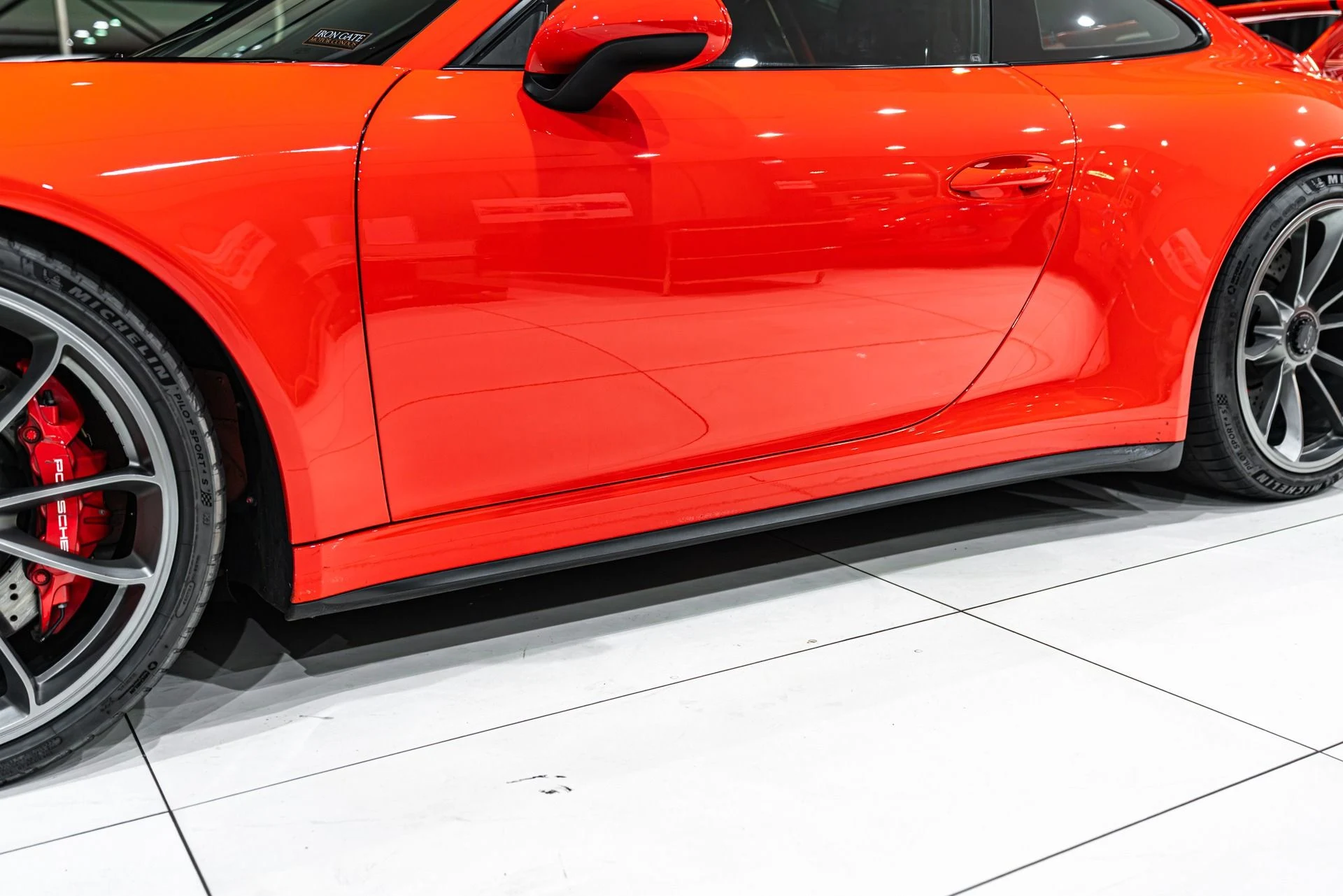 mph037_289737341_13130_p38_l_13671b84bd