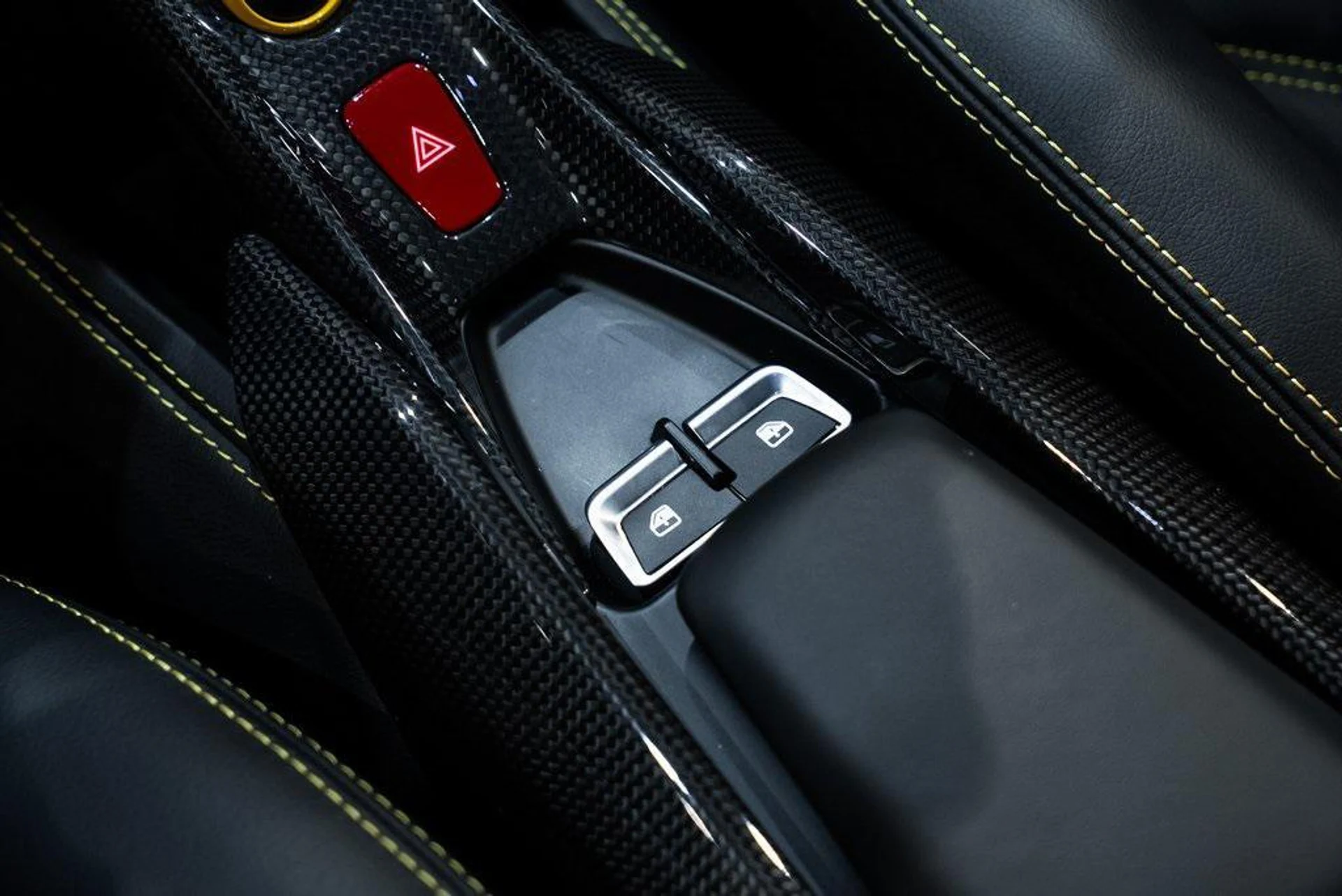 mph037_291595732_OQQF_1_Q_Rv0_Mo6pzl_P2x_BA_2_J4_J_Ew_Y_c9ab9a9de8