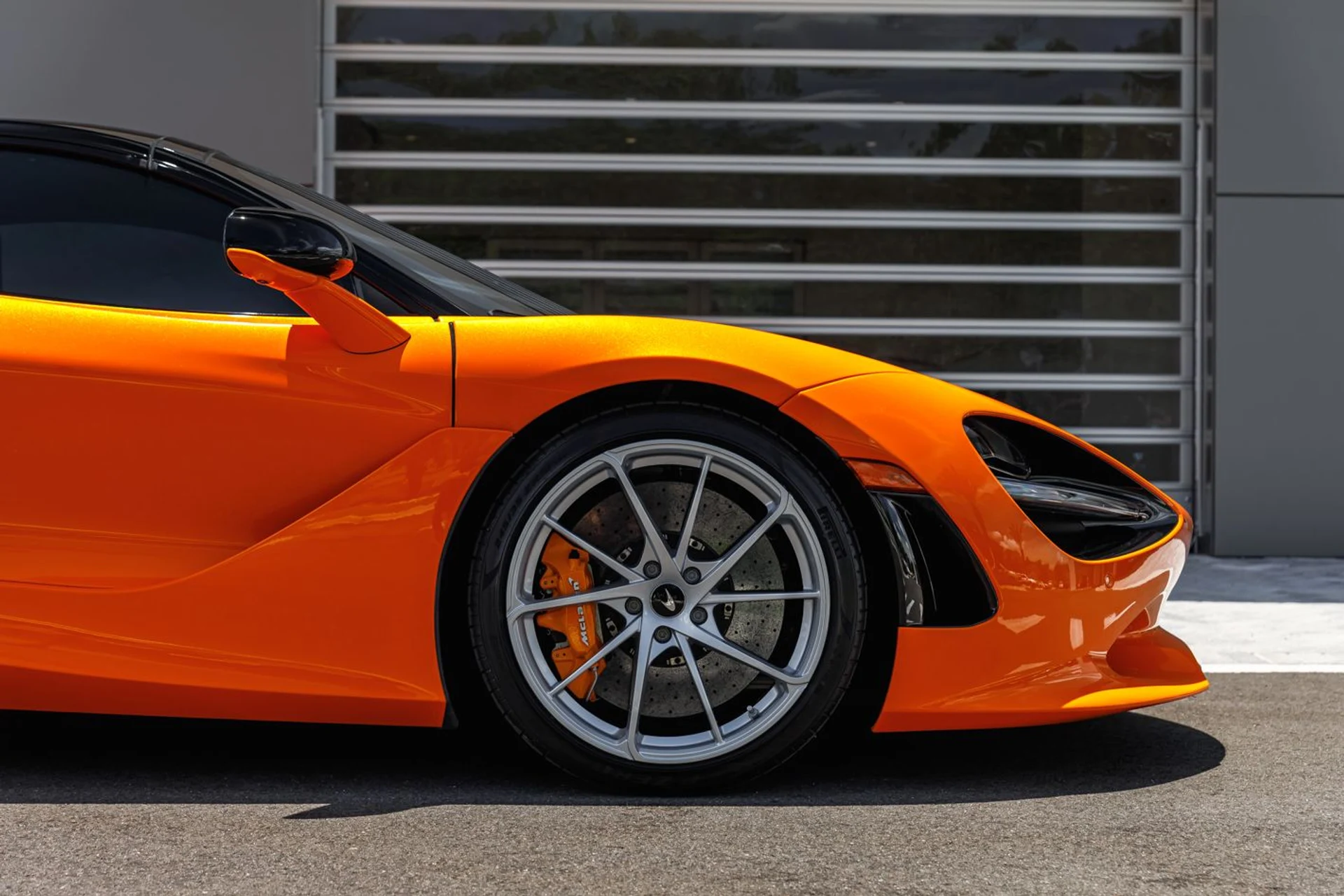 mph037_2922825260_Used_2024_Mc_Laren_750_S_Spider_f0a3f6a3b9