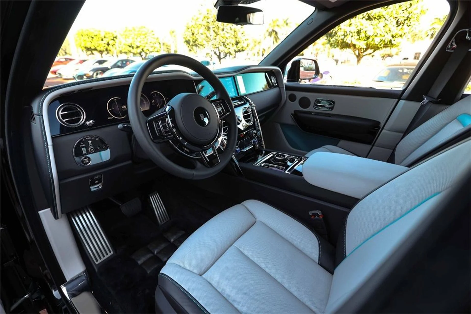 mph037_2924218325_267100561c83554b48e927a05de09ebb_810c487b33