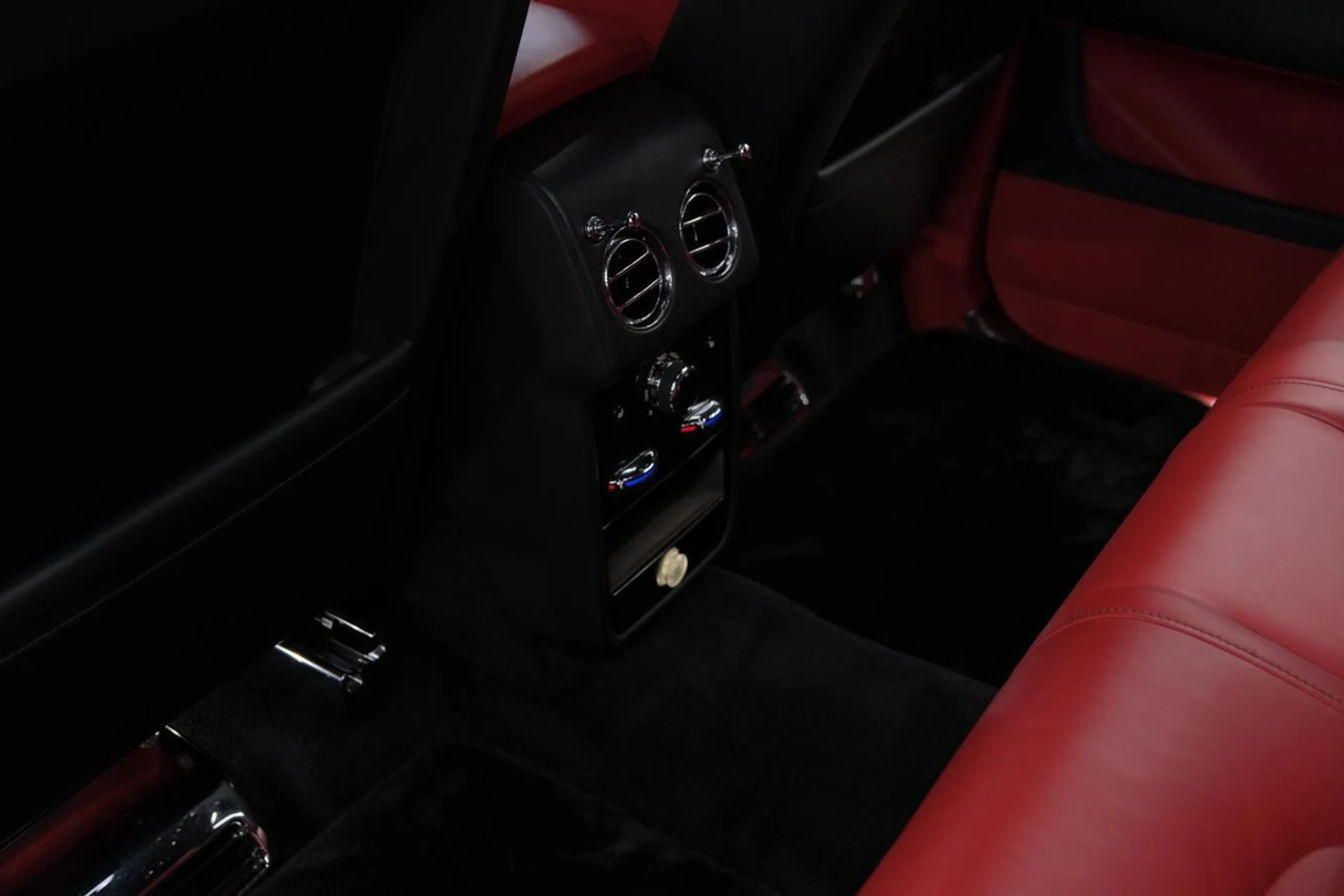 mph037_2932998339_0c4b1bcc4952171c4bd0182f42cde31c_c3ceb6bf99